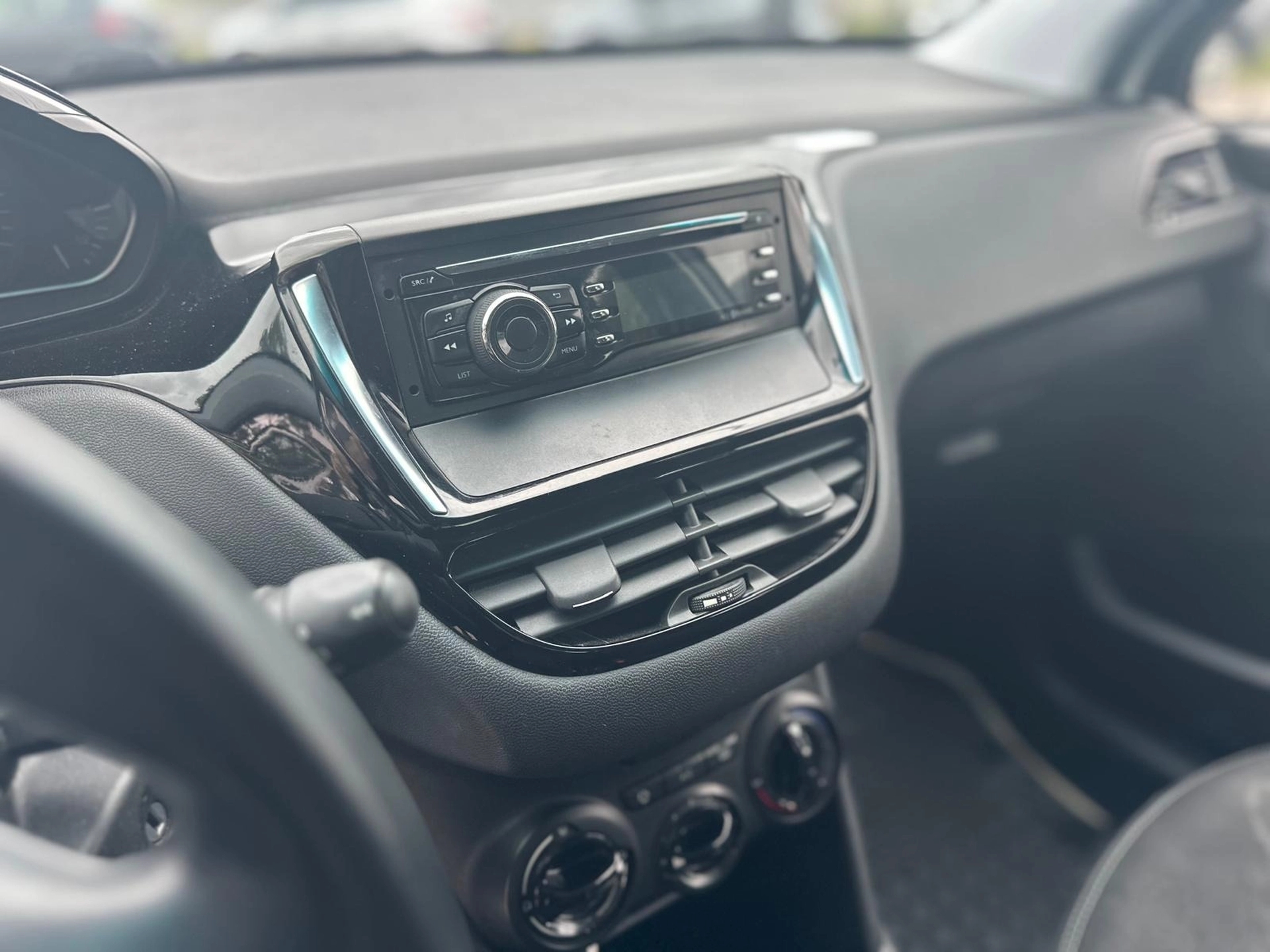 Peugeot New 208 ACCESS 1.0