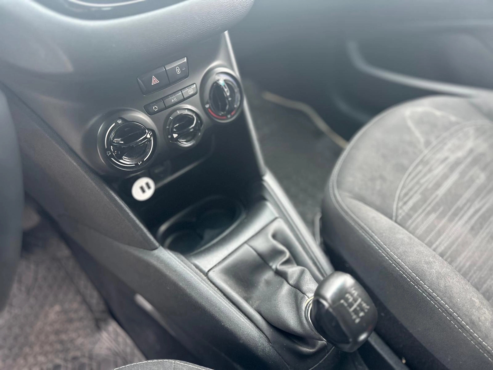 Peugeot New 208 ACCESS 1.0