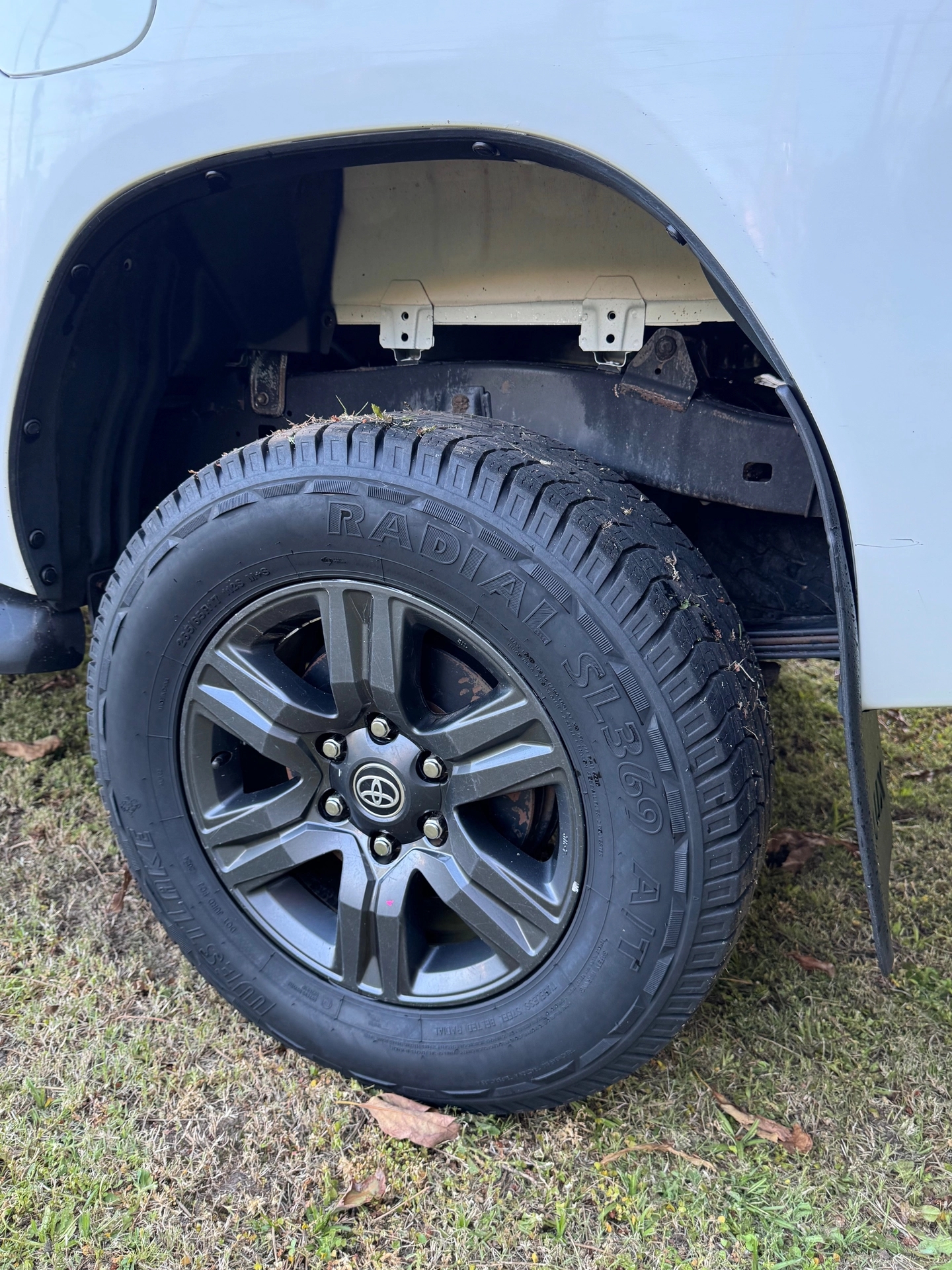 Toyota Hilux Cabina Doble 2.7 VVT-i SRV 4x4