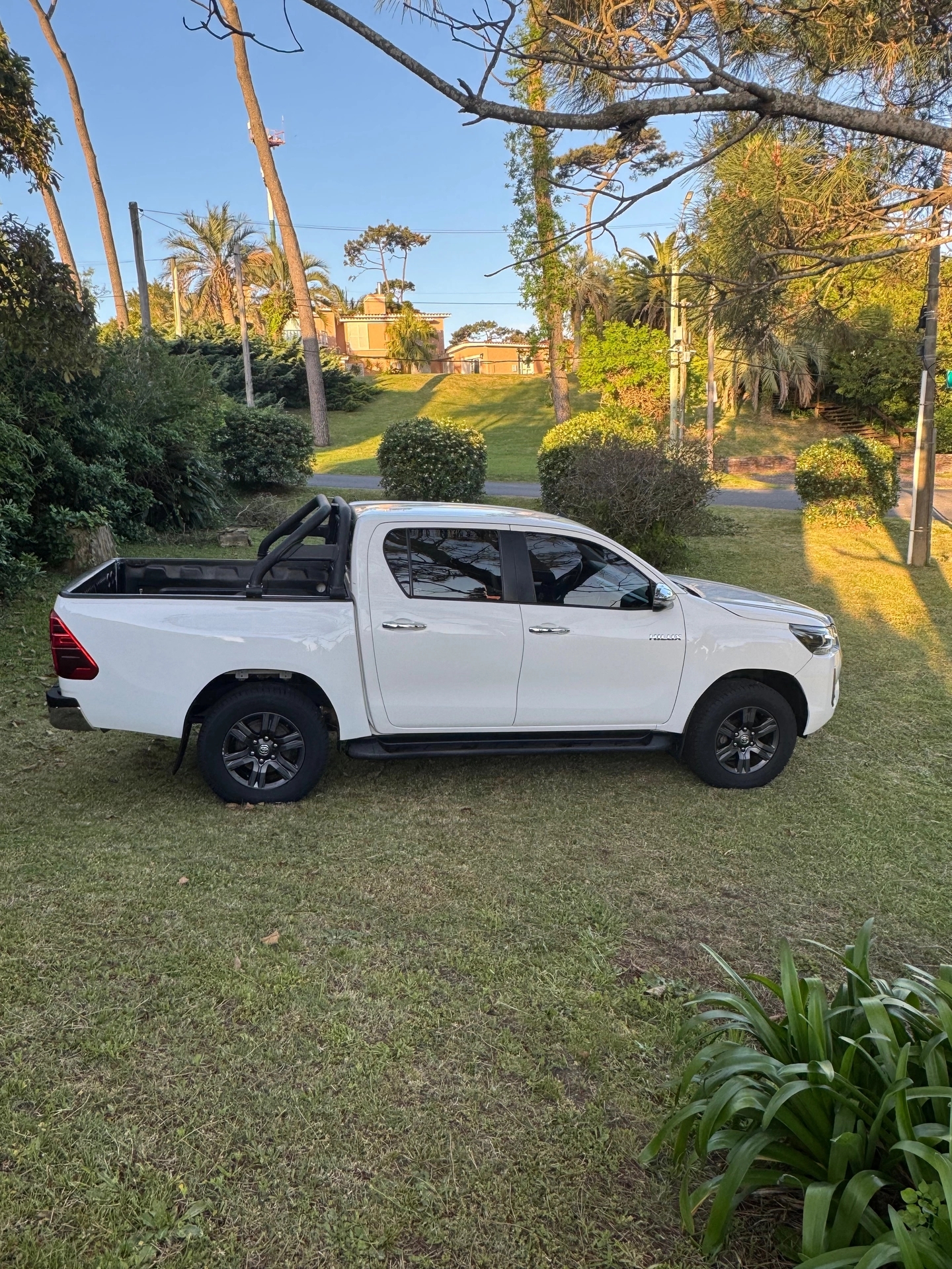 Toyota Hilux Cabina Doble 2.7 VVT-i SRV 4x4