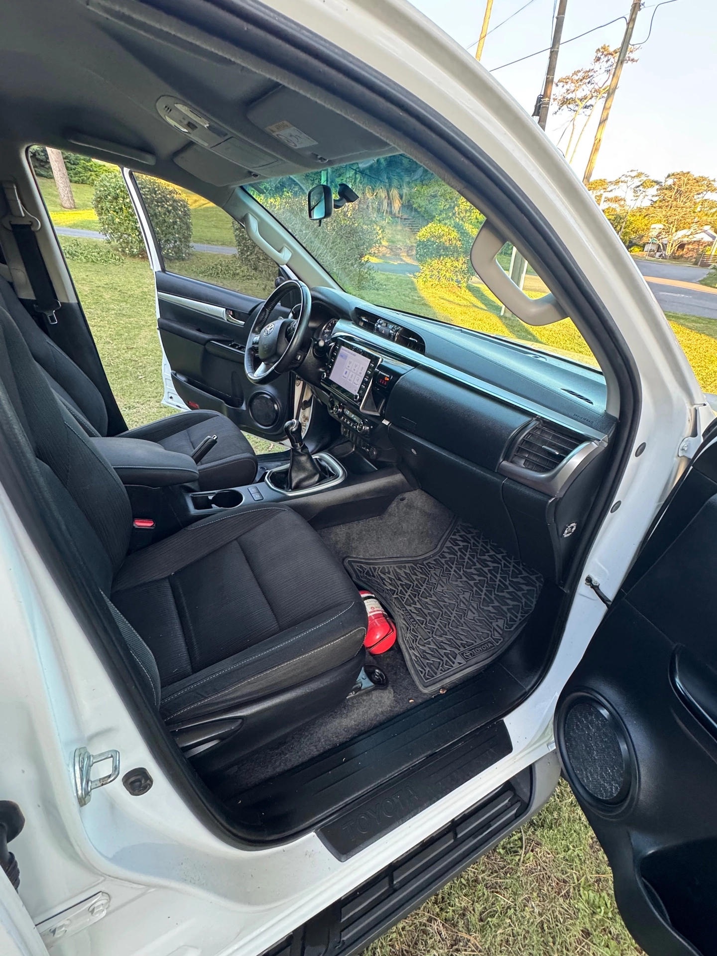 Toyota Hilux Cabina Doble 2.7 VVT-i SRV 4x4