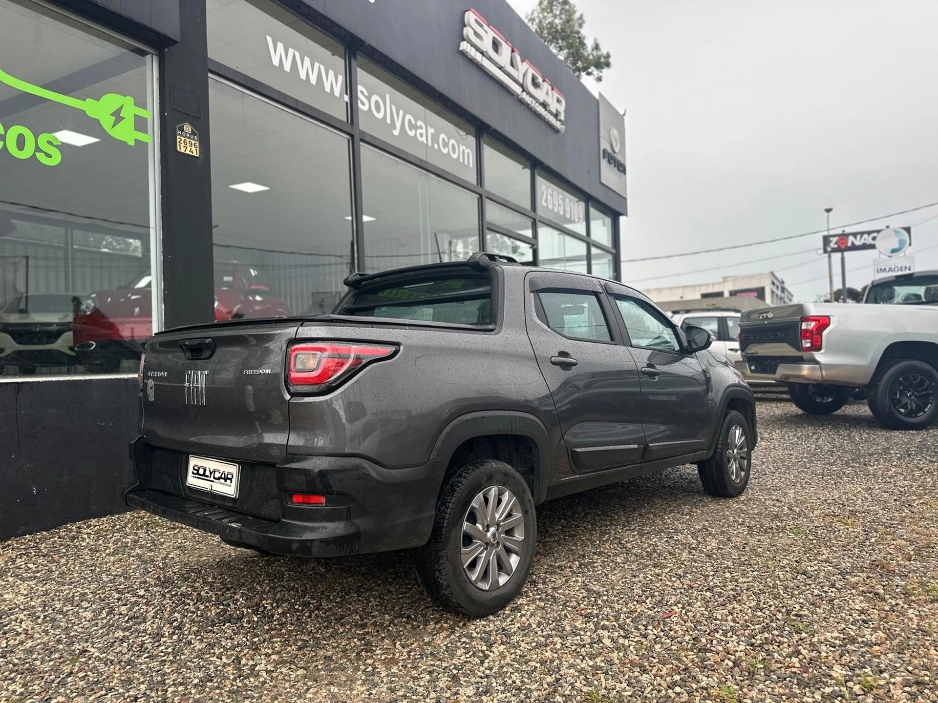 Fiat Strada Freedom Cabina Doble 1.4