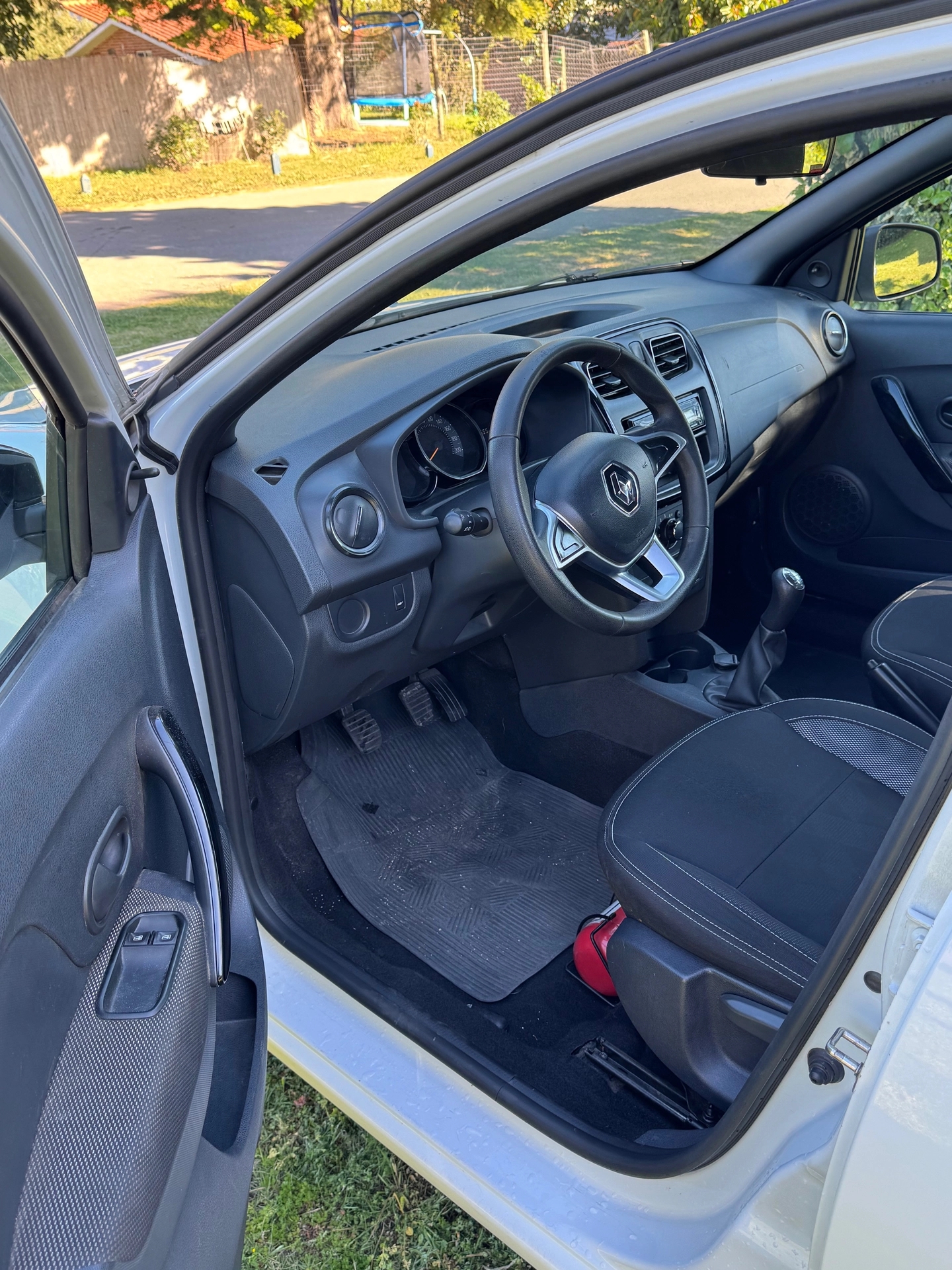 Renault Sandero Life 1.0