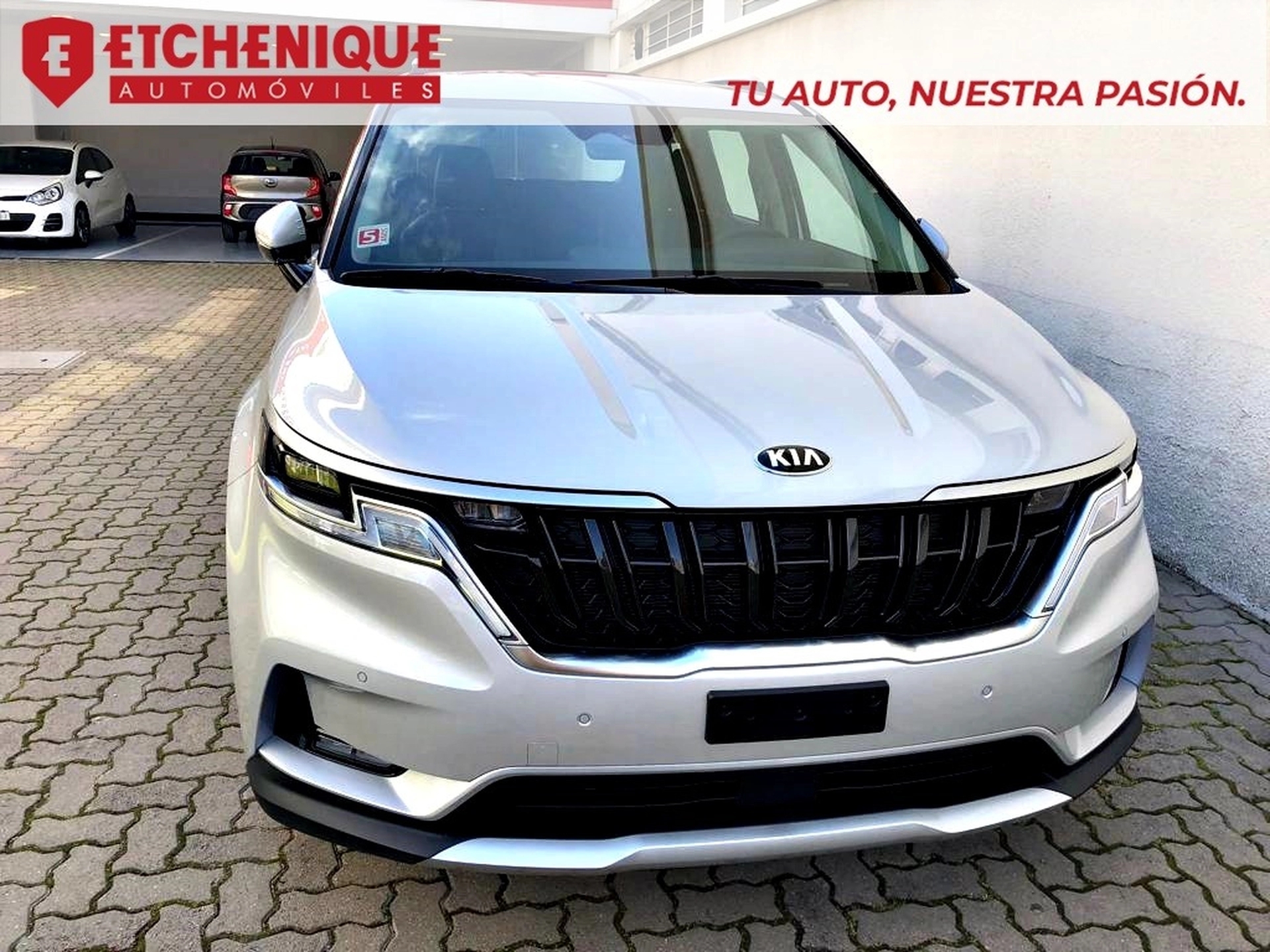 Kia Carnival 3.5 V6 Ex Plus Etchenique