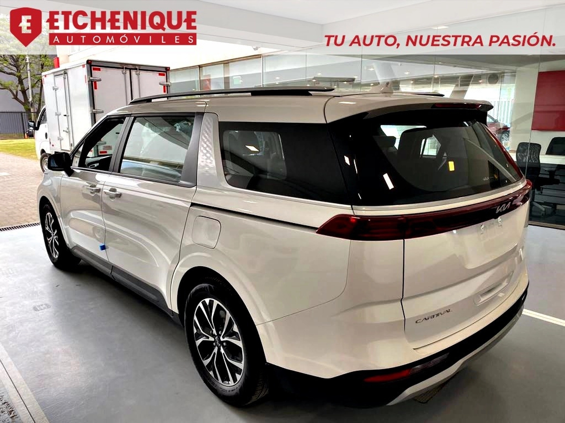 Kia Carnival 3.5 V6 Ex Plus Etchenique