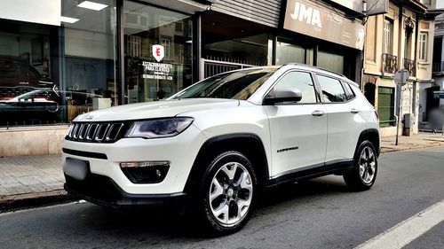 Jeep Compass 2.4 At 4x2 Excelente Estado