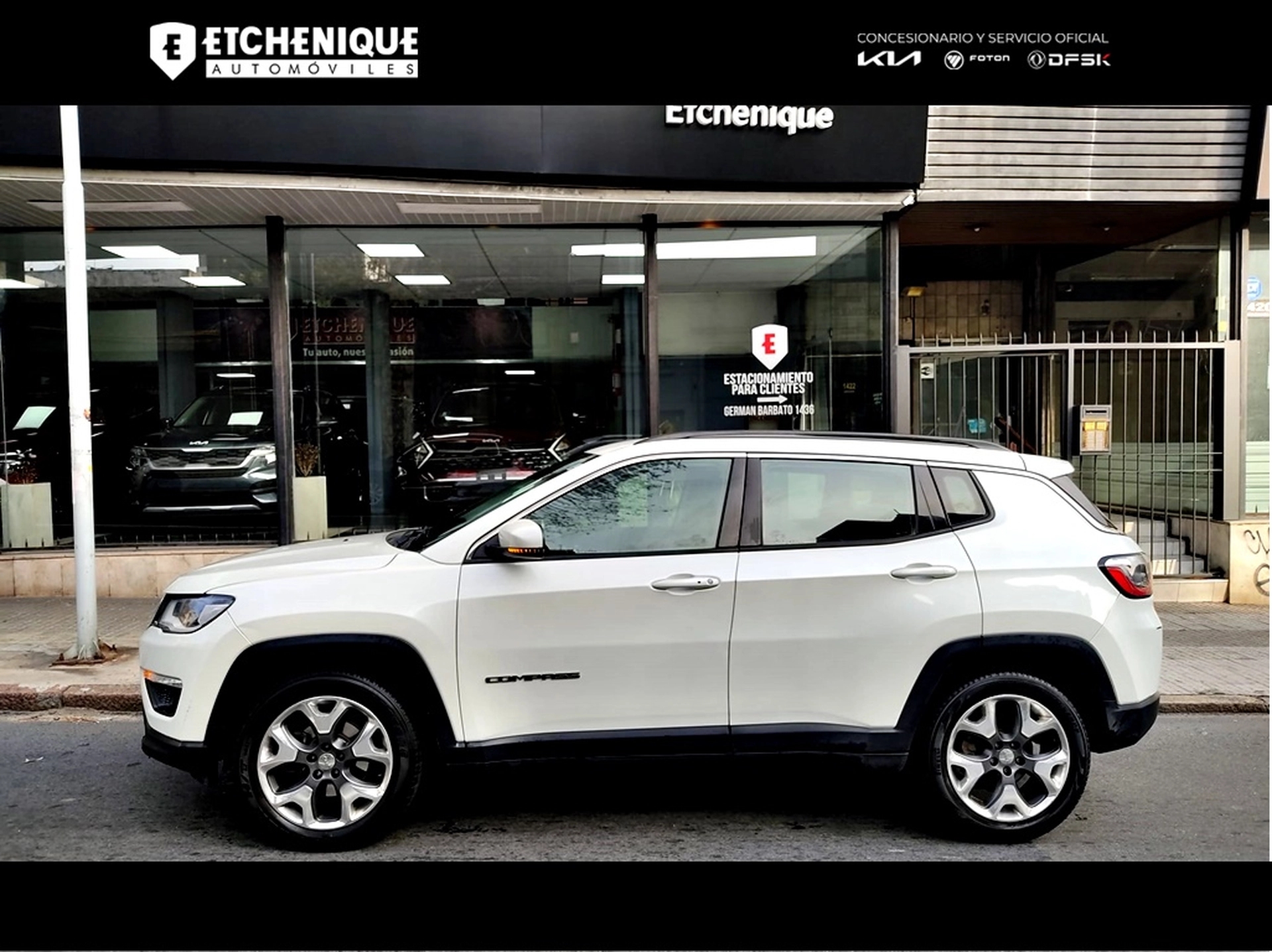 Jeep Compass 2.4 At 4x2 Excelente Estado