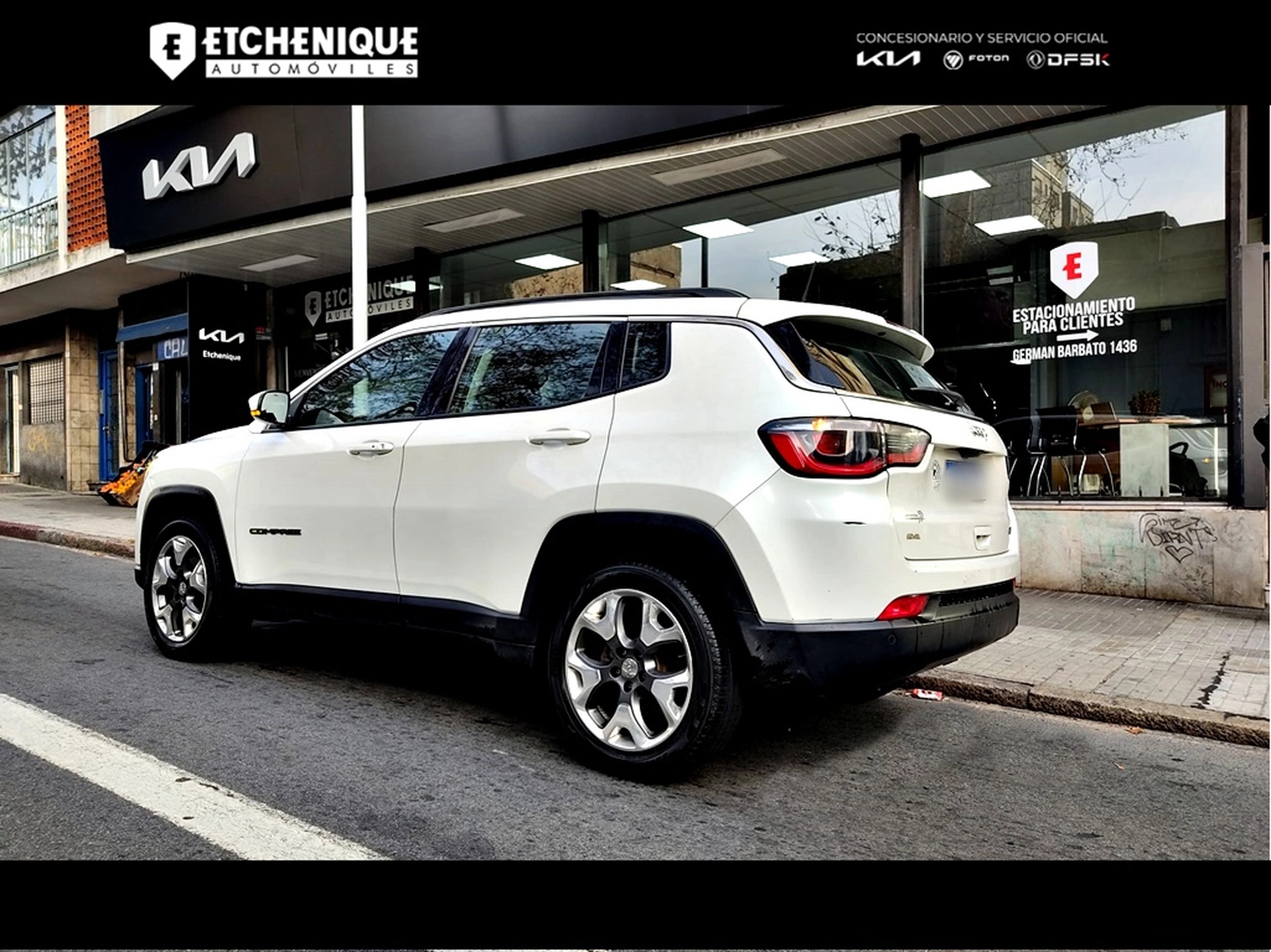 Jeep Compass 2.4 At 4x2 Excelente Estado