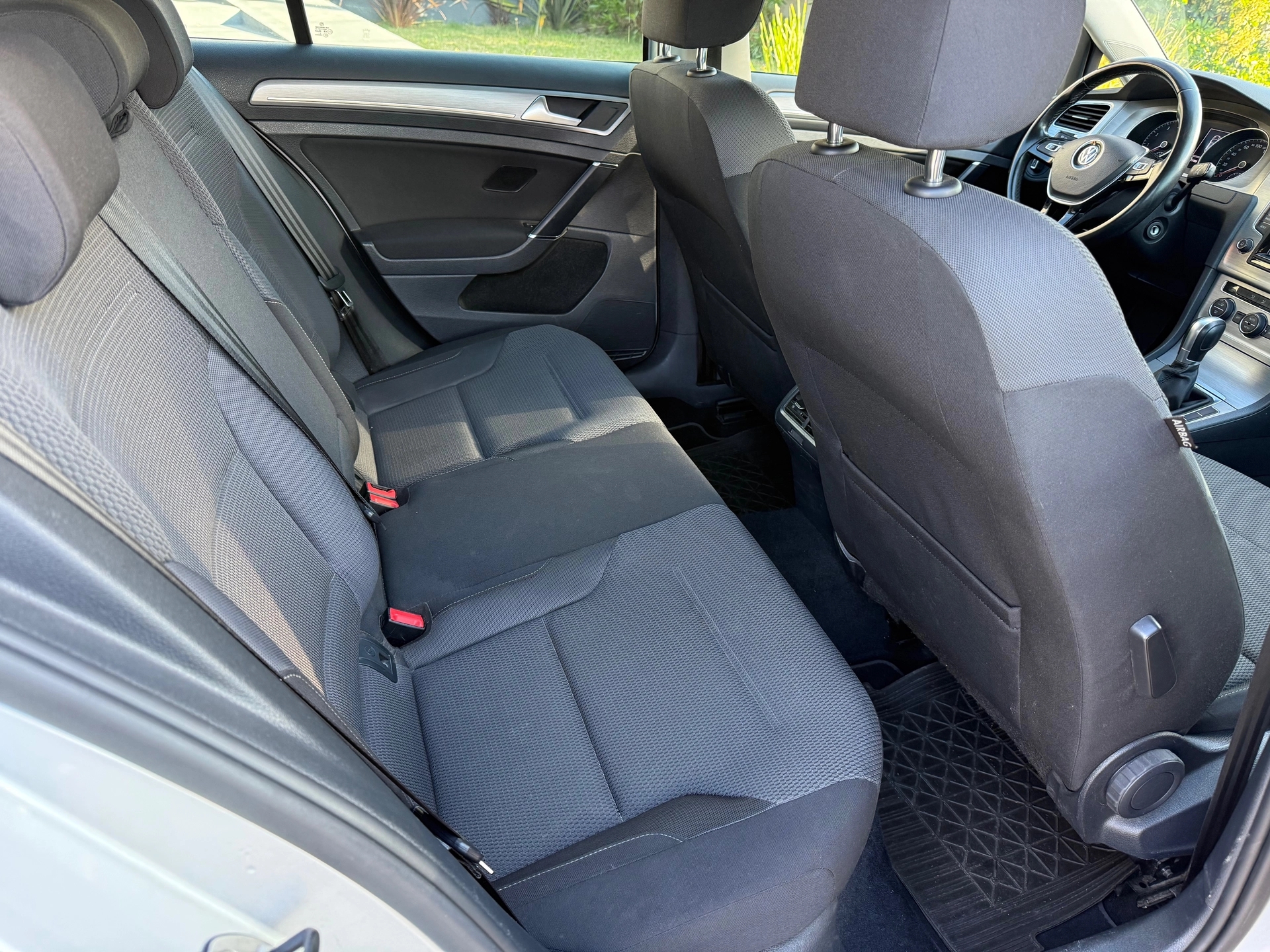 Volkswagen Golf Comfortline DSG 1.4