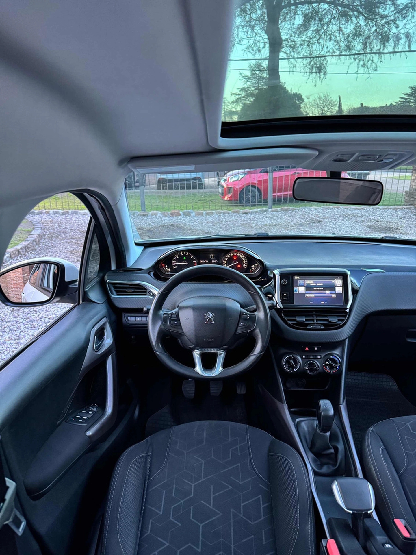 Peugeot 2008 1.2 Full