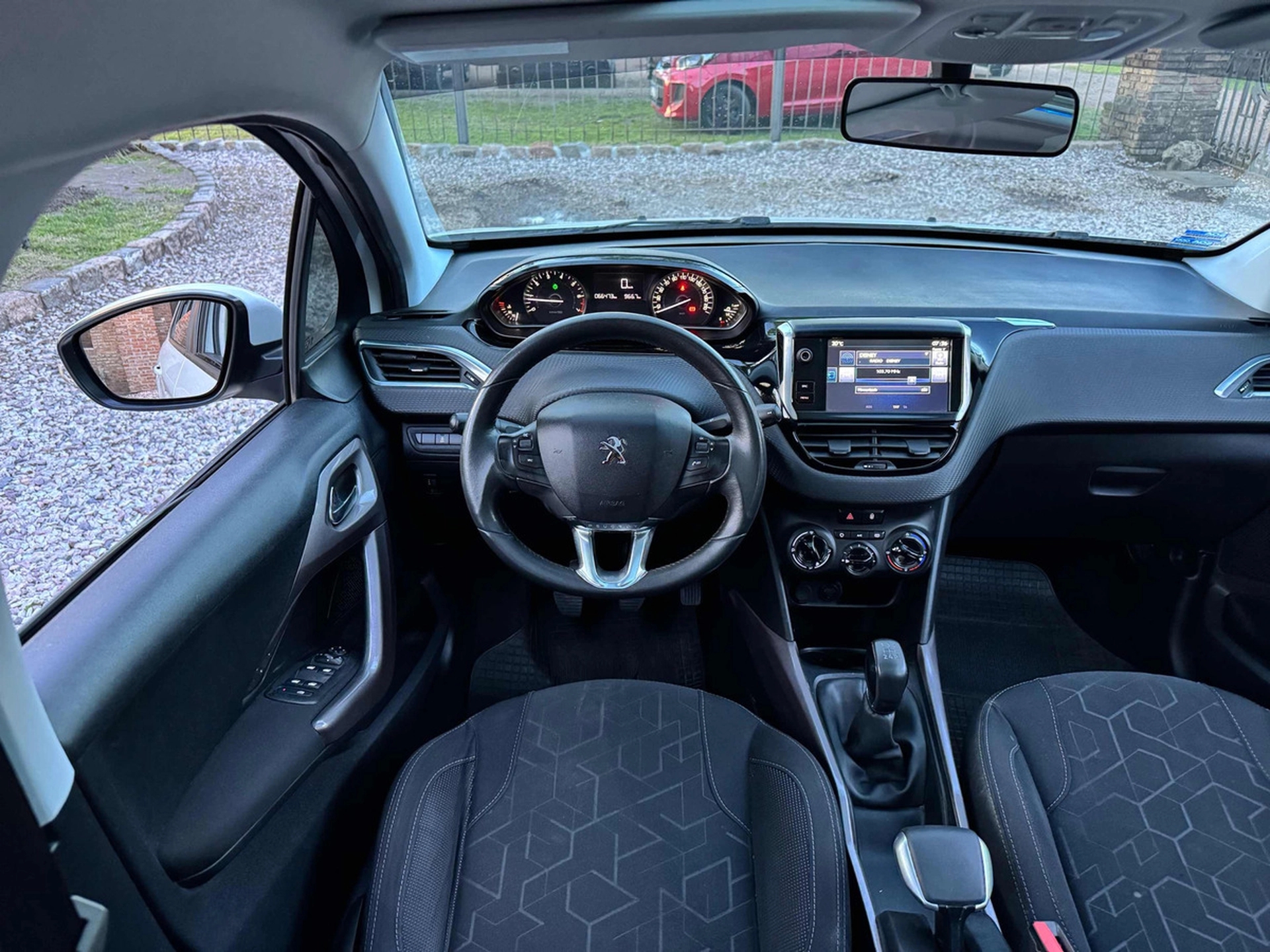 Peugeot 2008 1.2 Full