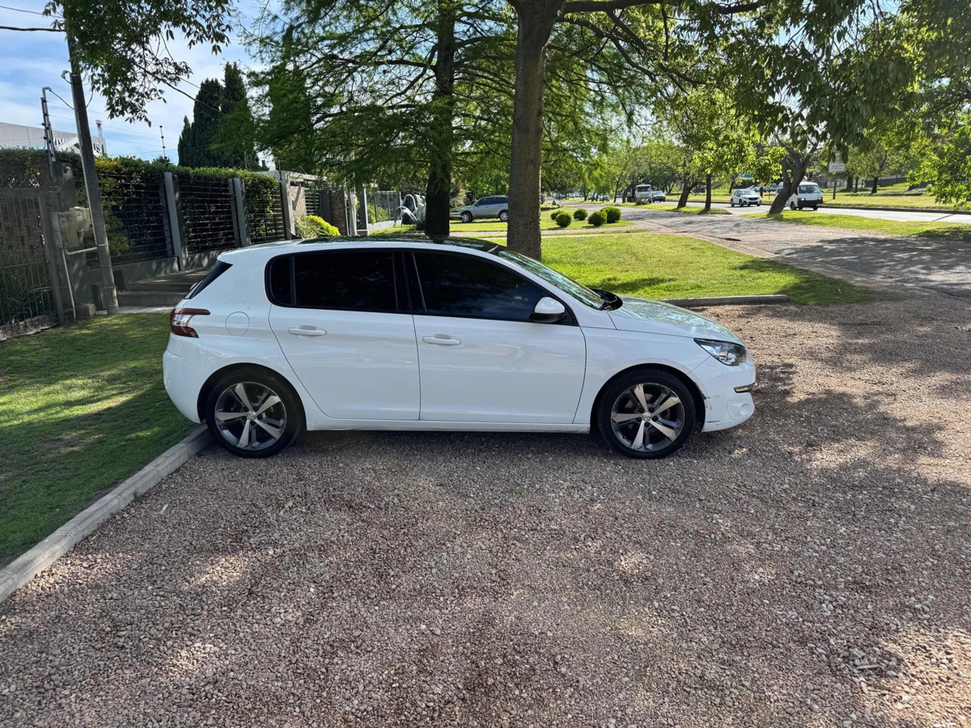 Peugeot 308 1.2t Active