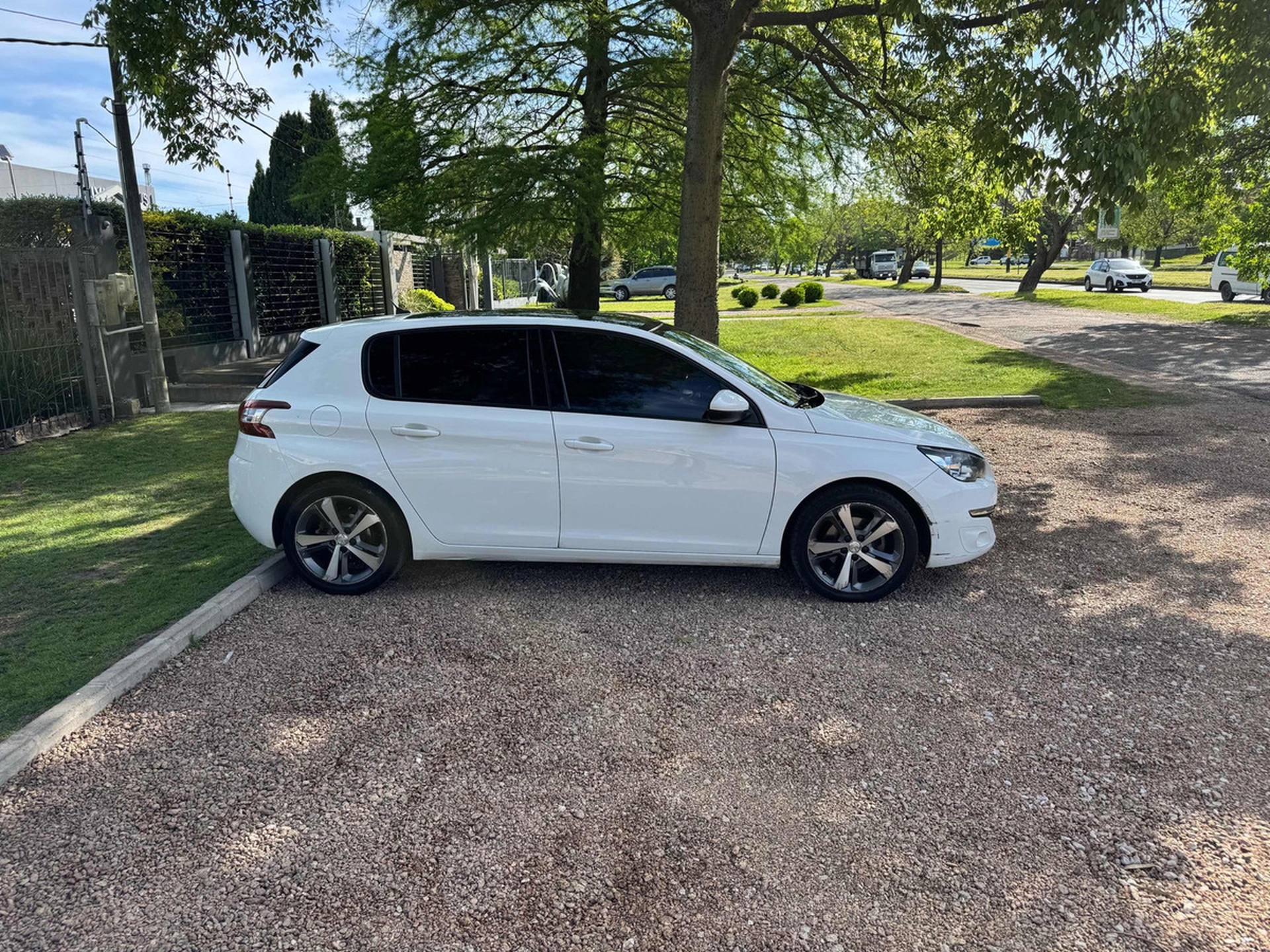 Peugeot 308 1.2t Active