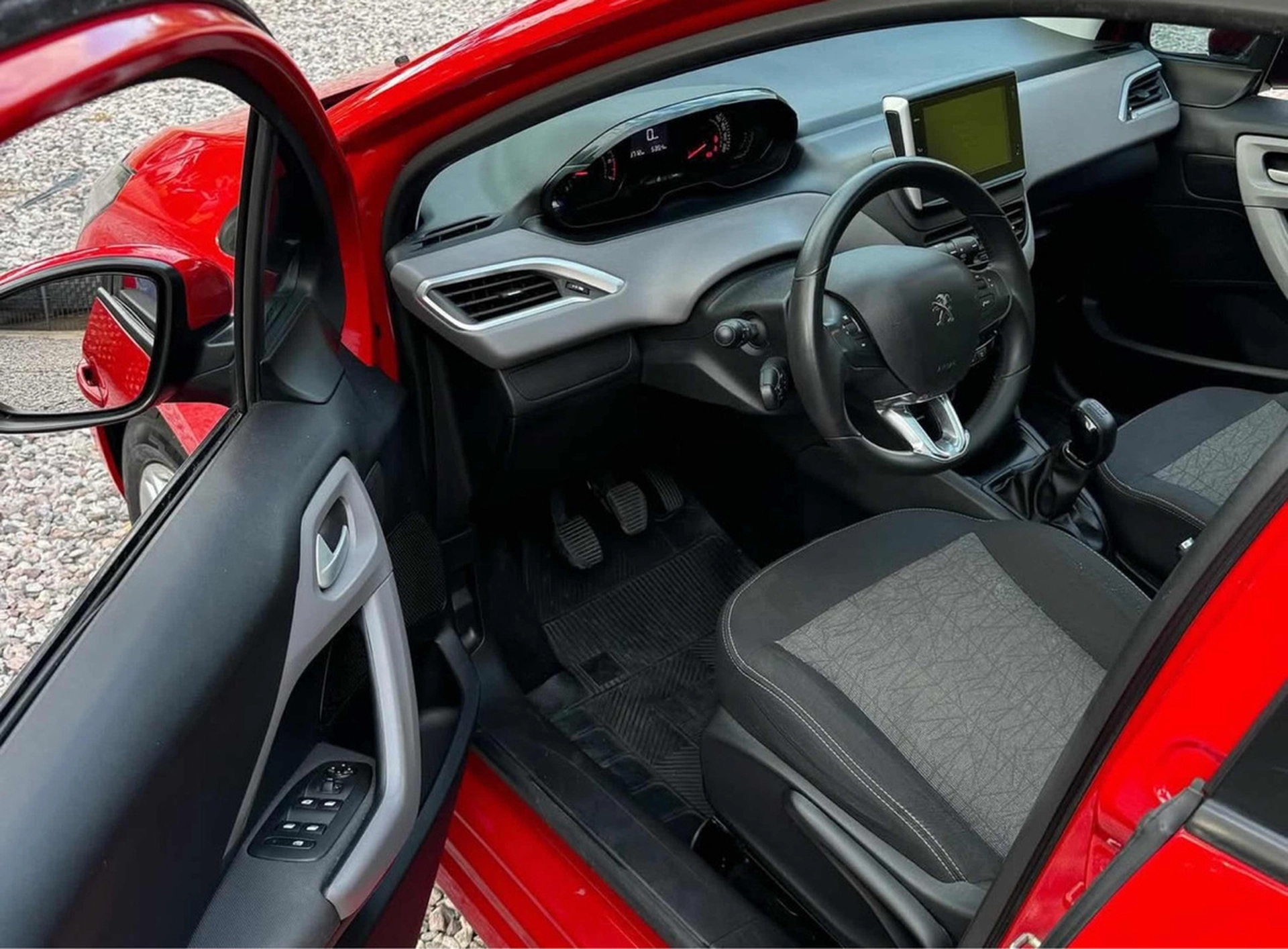 Peugeot 208 1.2 Active 82cv 5p