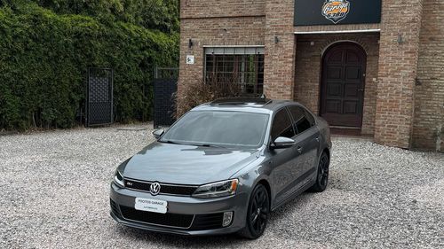 Volkswagen Vento 2.0 Tsi Gli