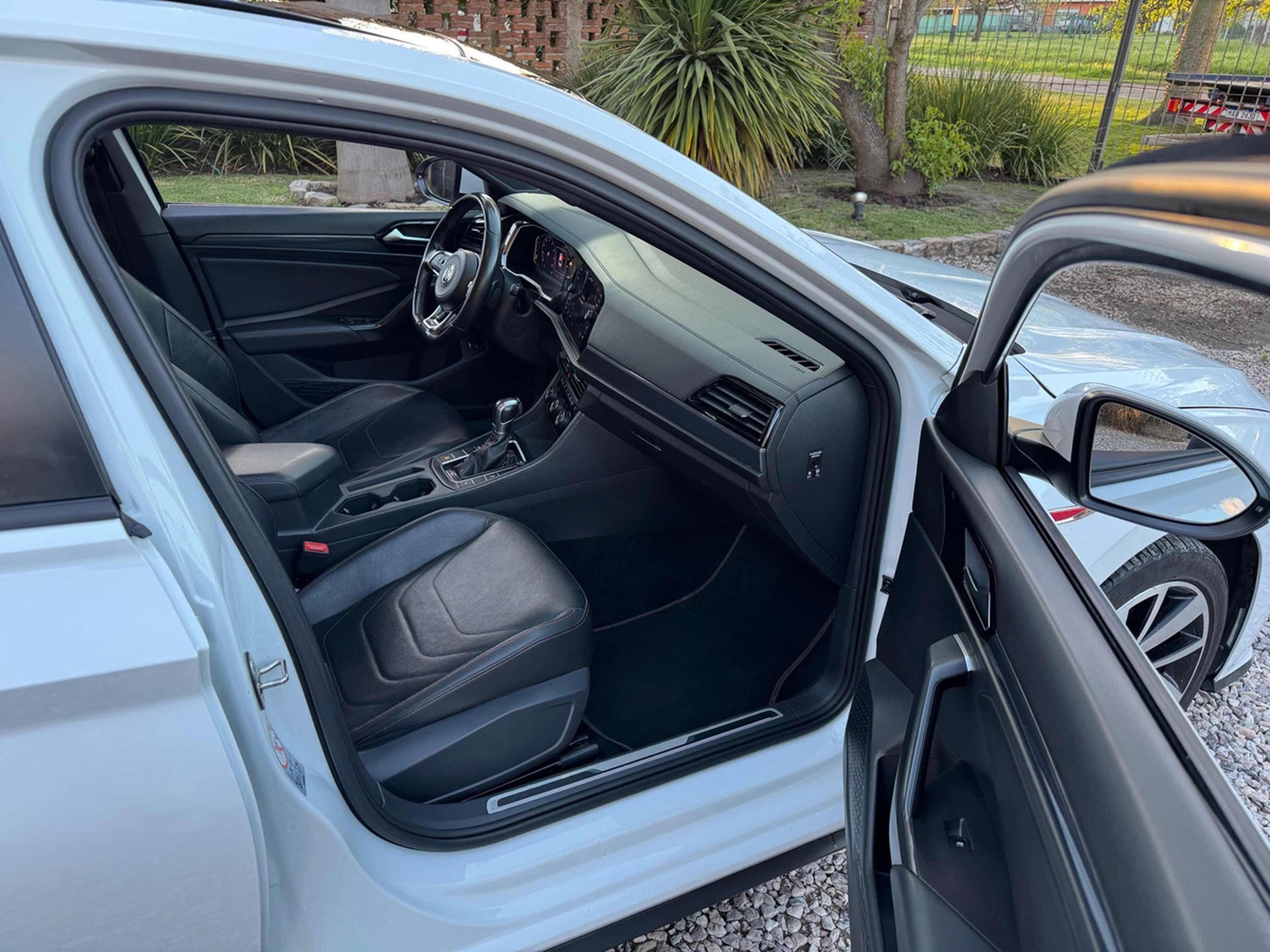 Volkswagen Vento 2.0 Tsi Gli 211cv App Connect + Nav