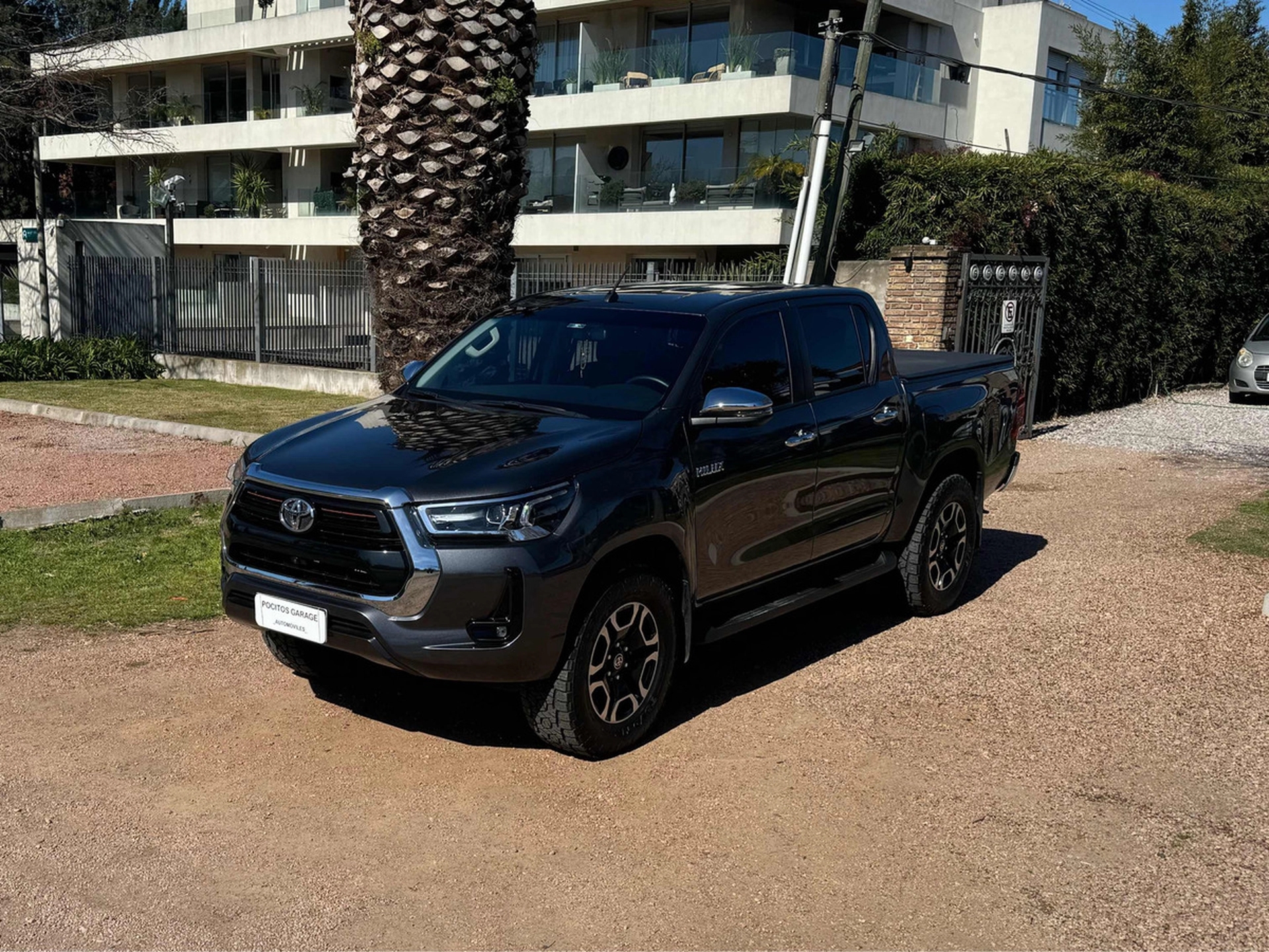 Toyota Hilux 2.8 Tdi Cd Srv Plus 4x4 At Tss