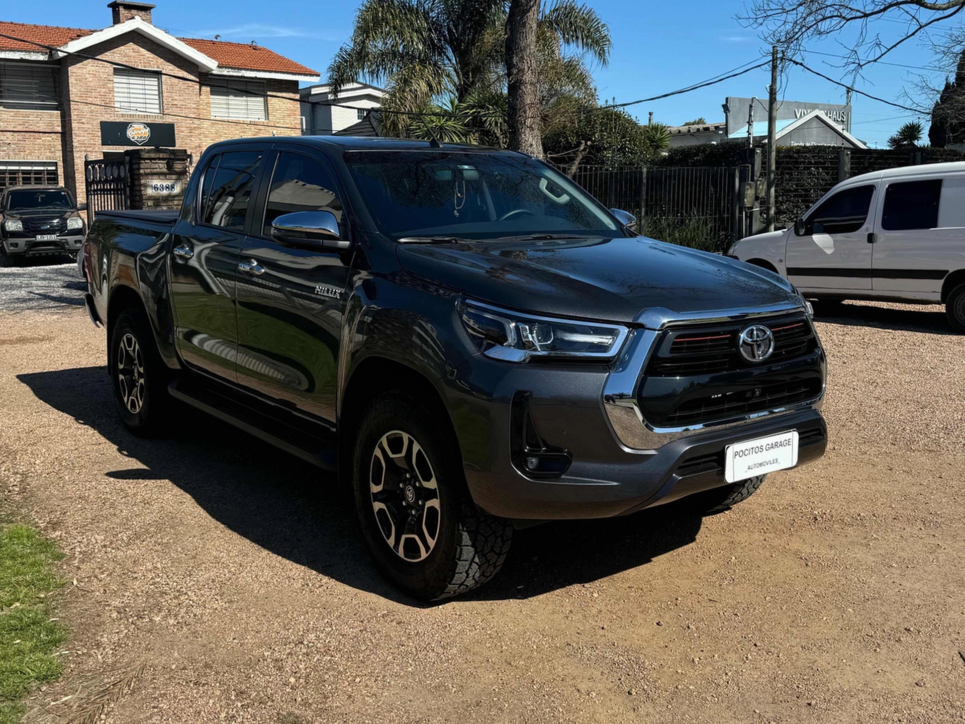 Toyota Hilux 2.8 Tdi Cd Srv Plus 4x4 At Tss