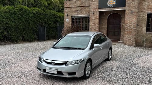 Honda Civic 1.8 Lxs Mt