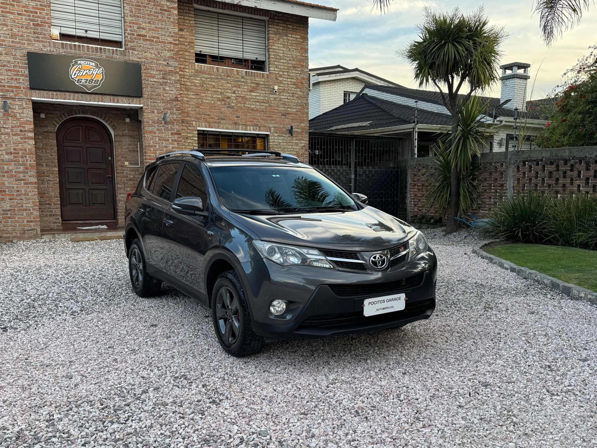 Toyota Rav4 2.0 4x2 Cvt