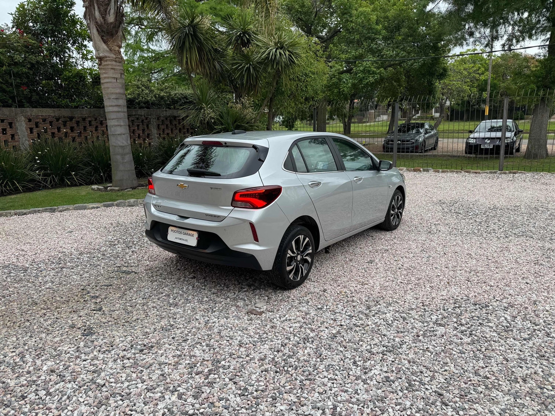 Chevrolet Onix 1.0t Hb Premier At