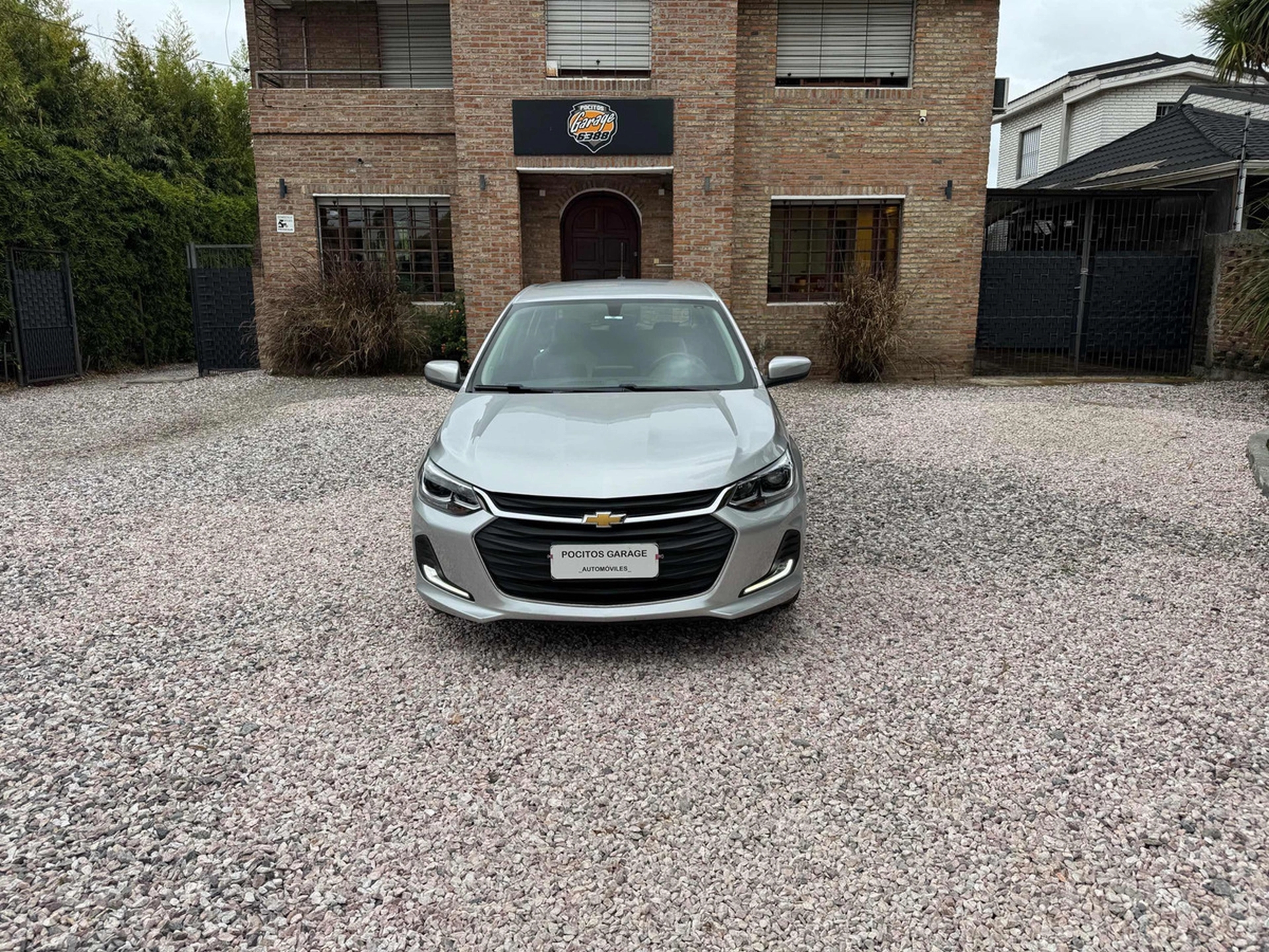 Chevrolet Onix 1.0t Hb Premier At