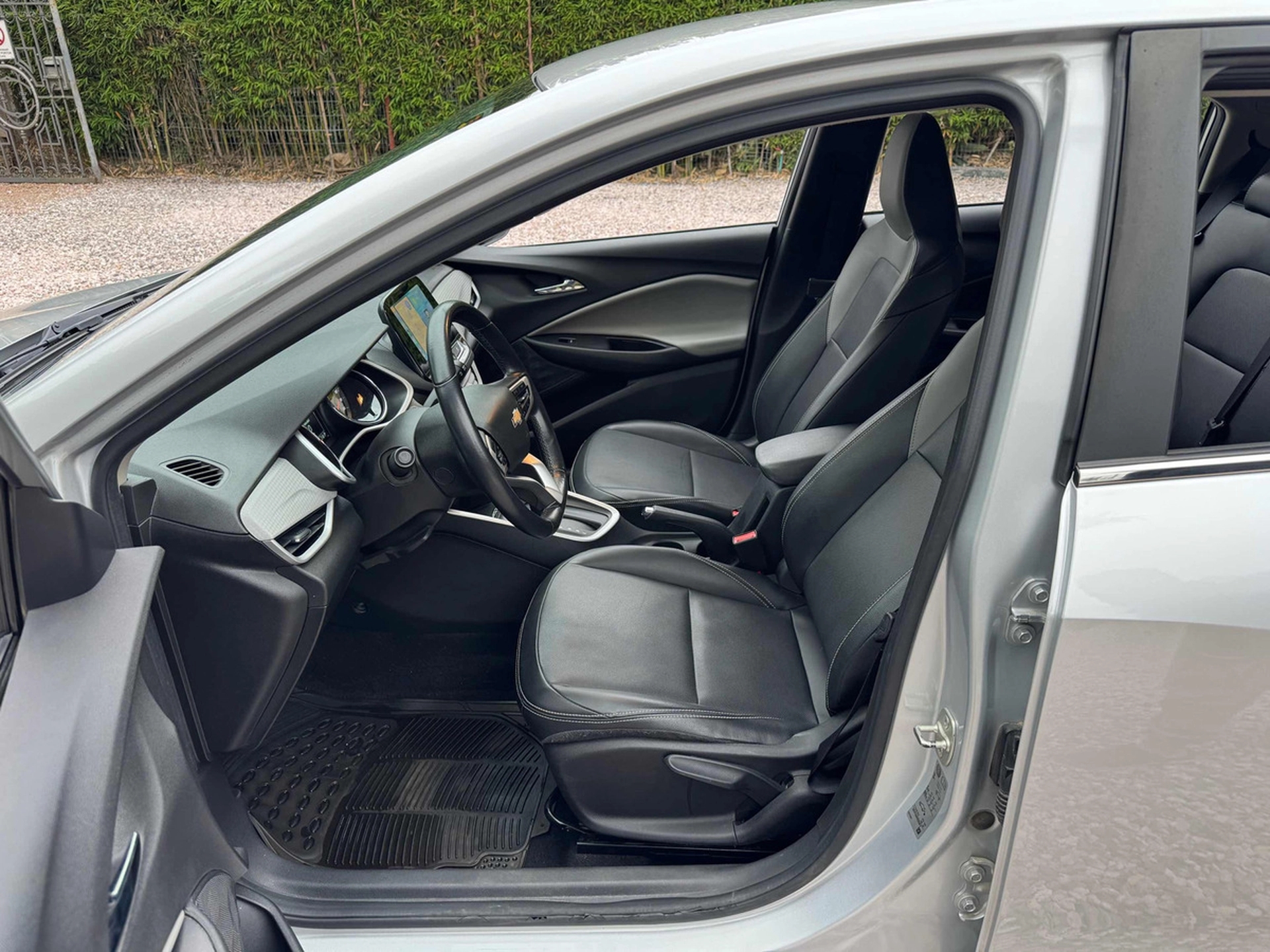 Chevrolet Onix 1.0t Hb Premier At