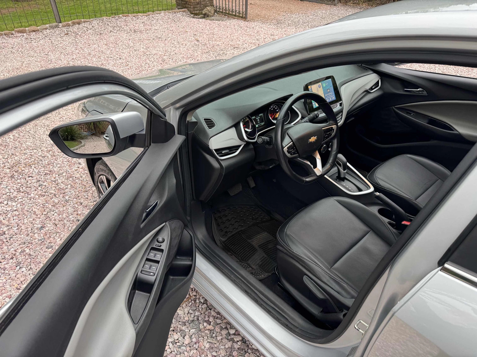 Chevrolet Onix 1.0t Hb Premier At