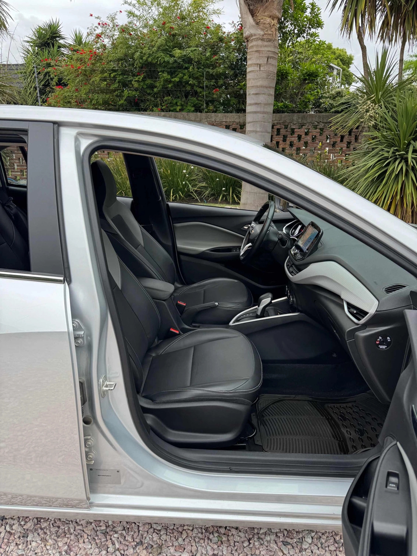 Chevrolet Onix 1.0t Hb Premier At