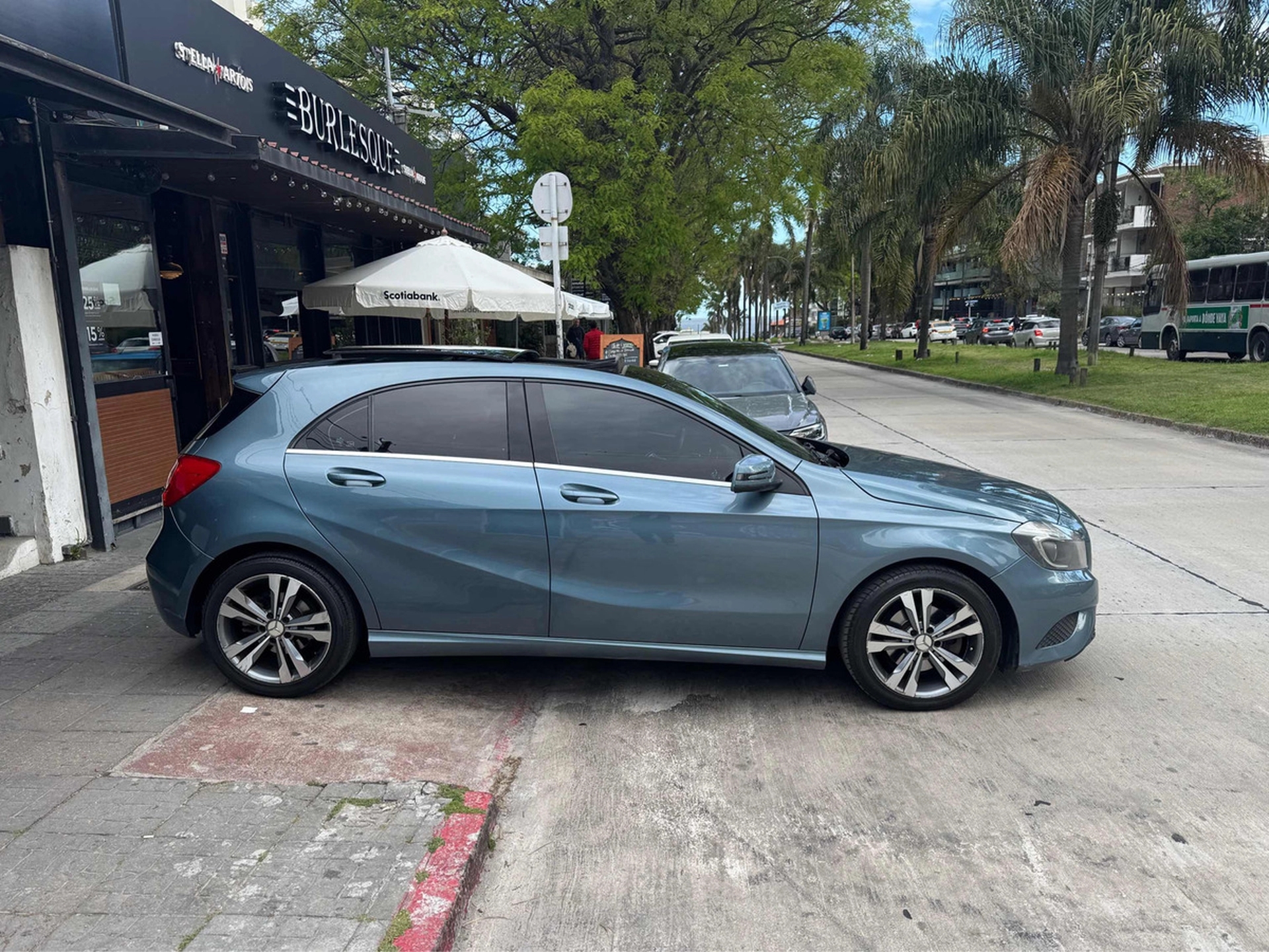 Mercedes-benz Clase A 1.6 A 200 At Urban B.efficiency A200