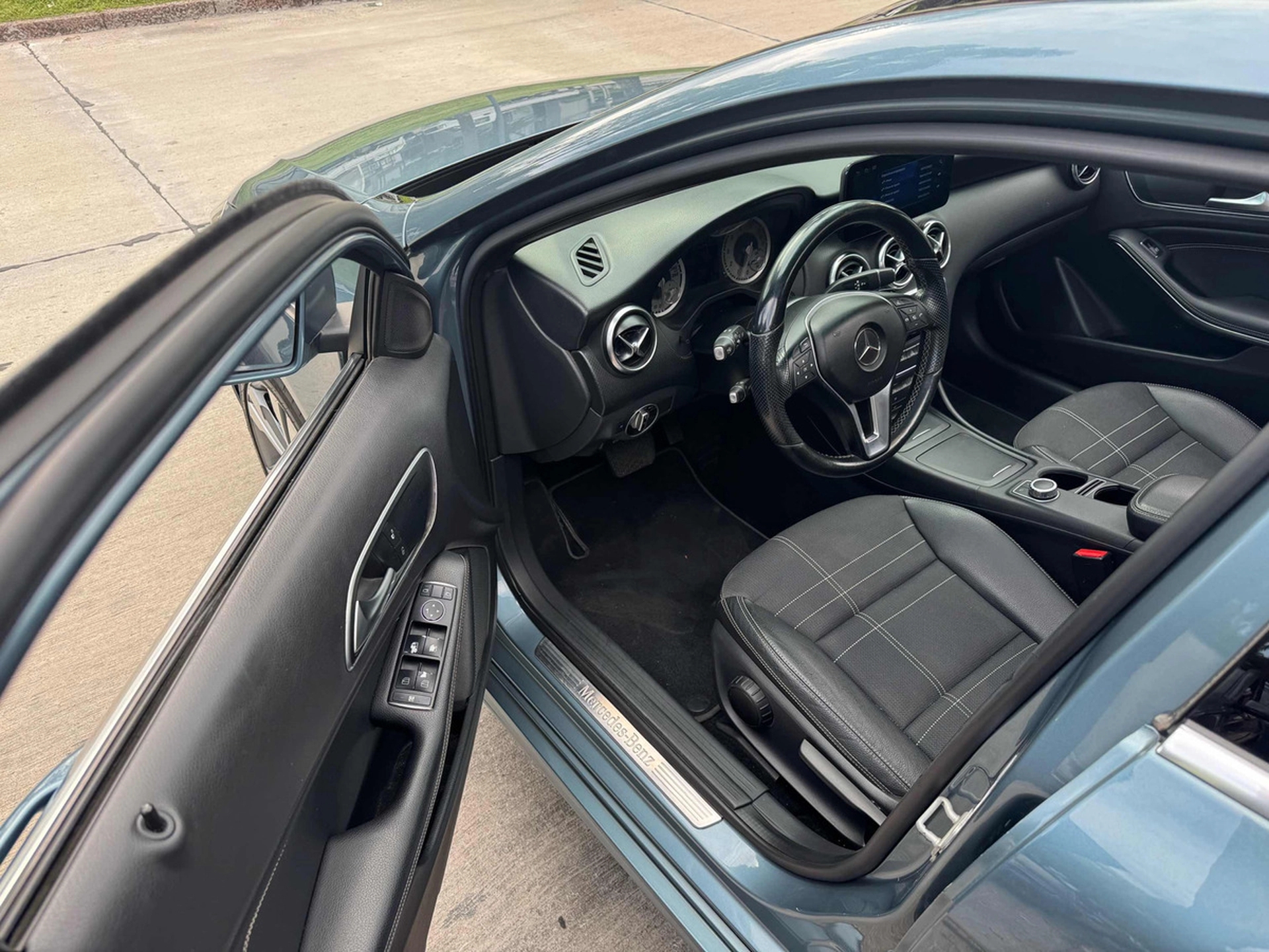 Mercedes-benz Clase A 1.6 A 200 At Urban B.efficiency A200