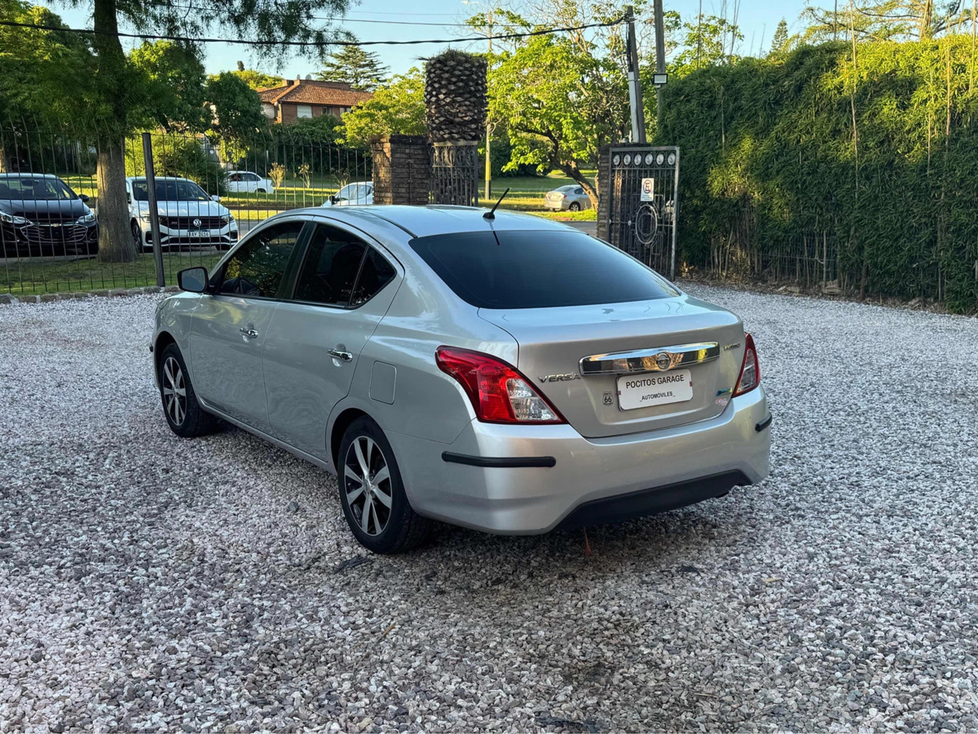 Nissan Versa 1.6 Advance Mt