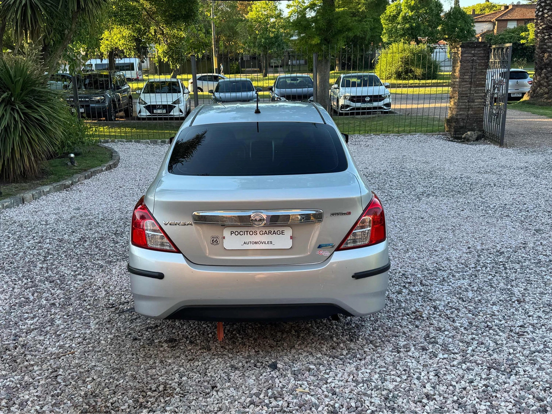 Nissan Versa 1.6 Advance Mt