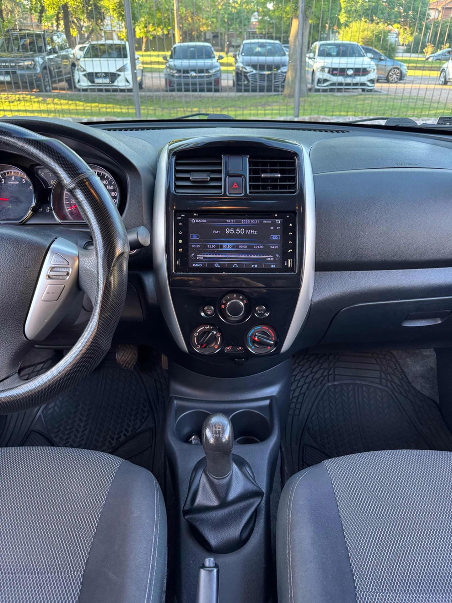 Nissan Versa 1.6 Advance Mt