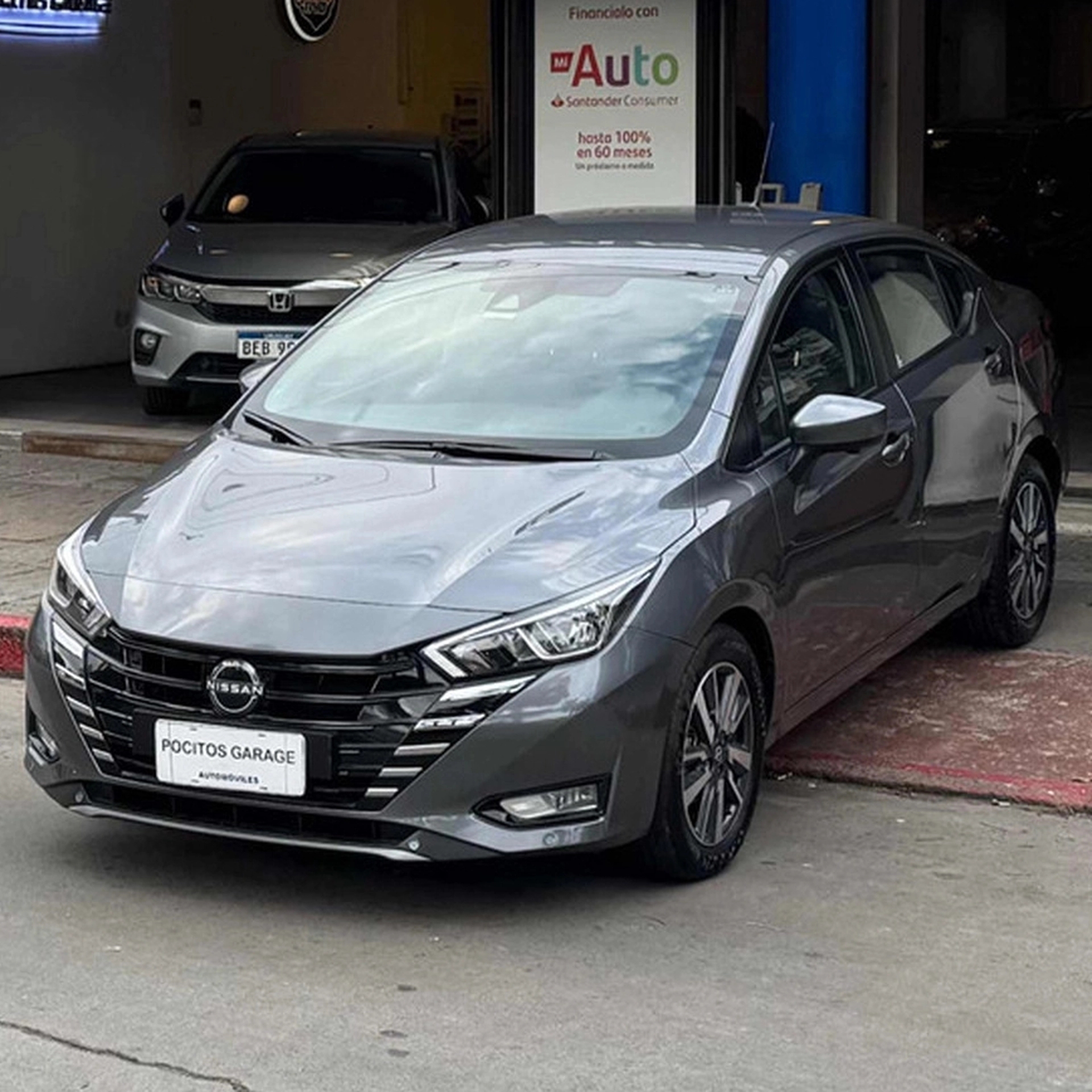 Nissan Versa 1.6 Advance At