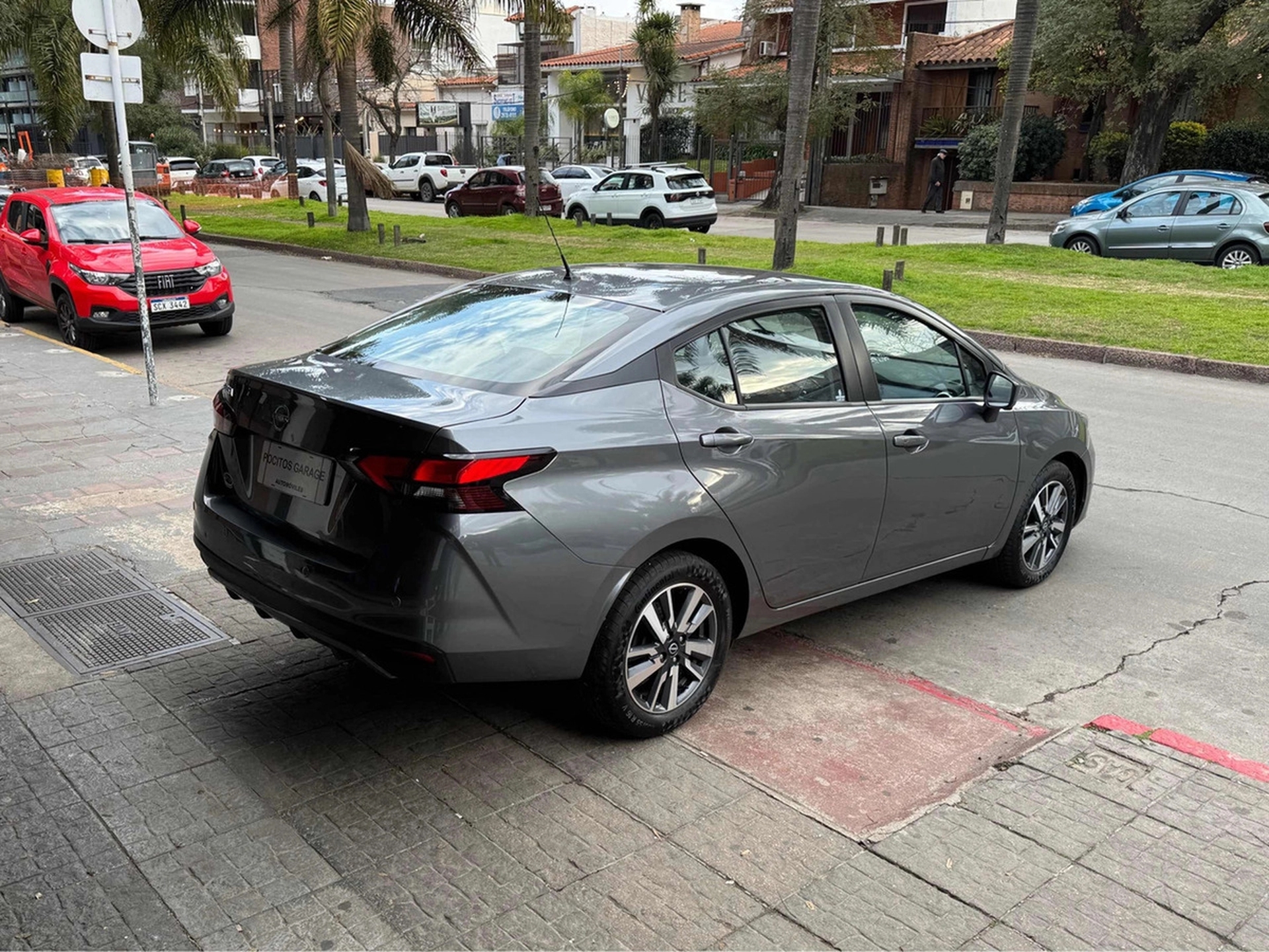 Nissan Versa 1.6 Advance At