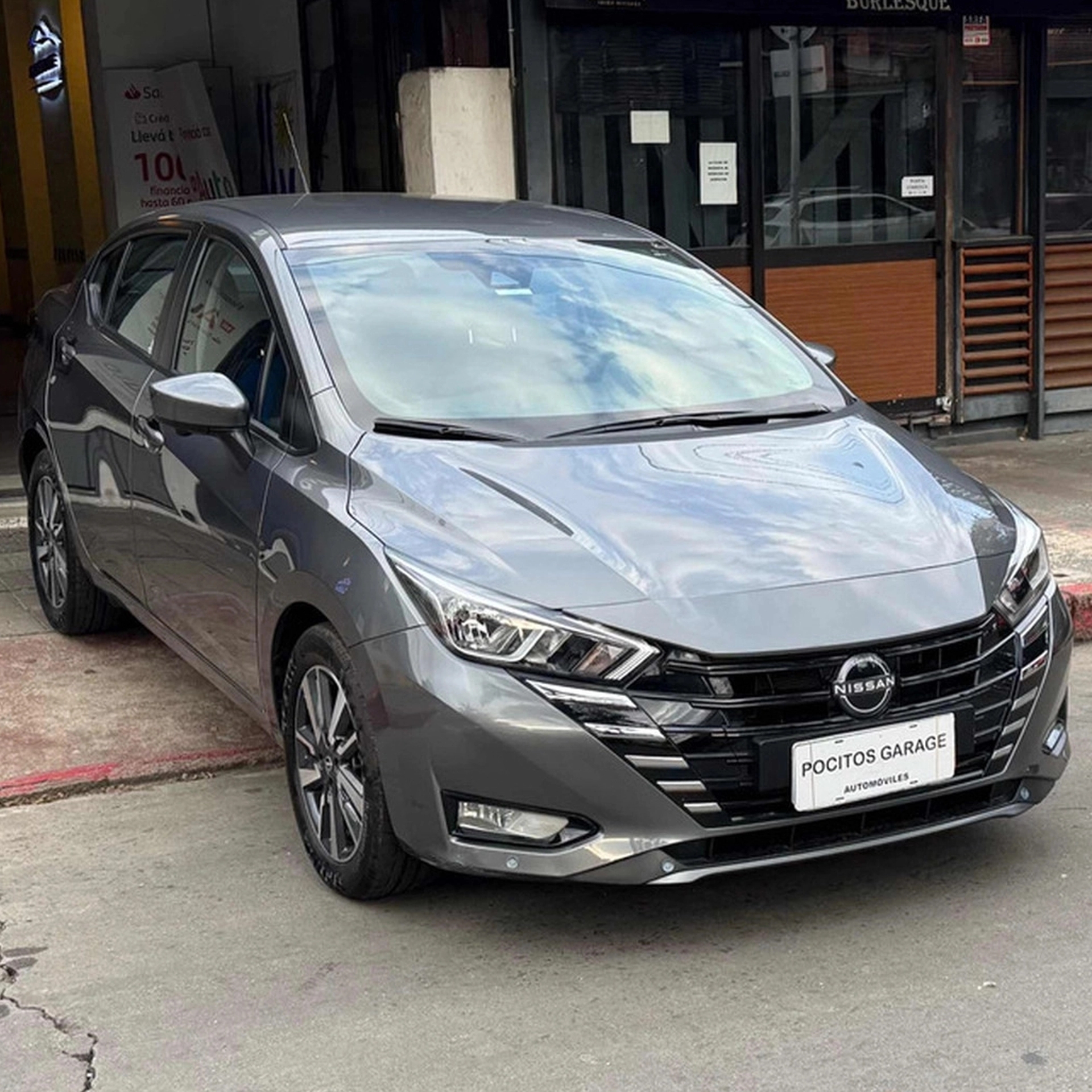 Nissan Versa 1.6 Advance At