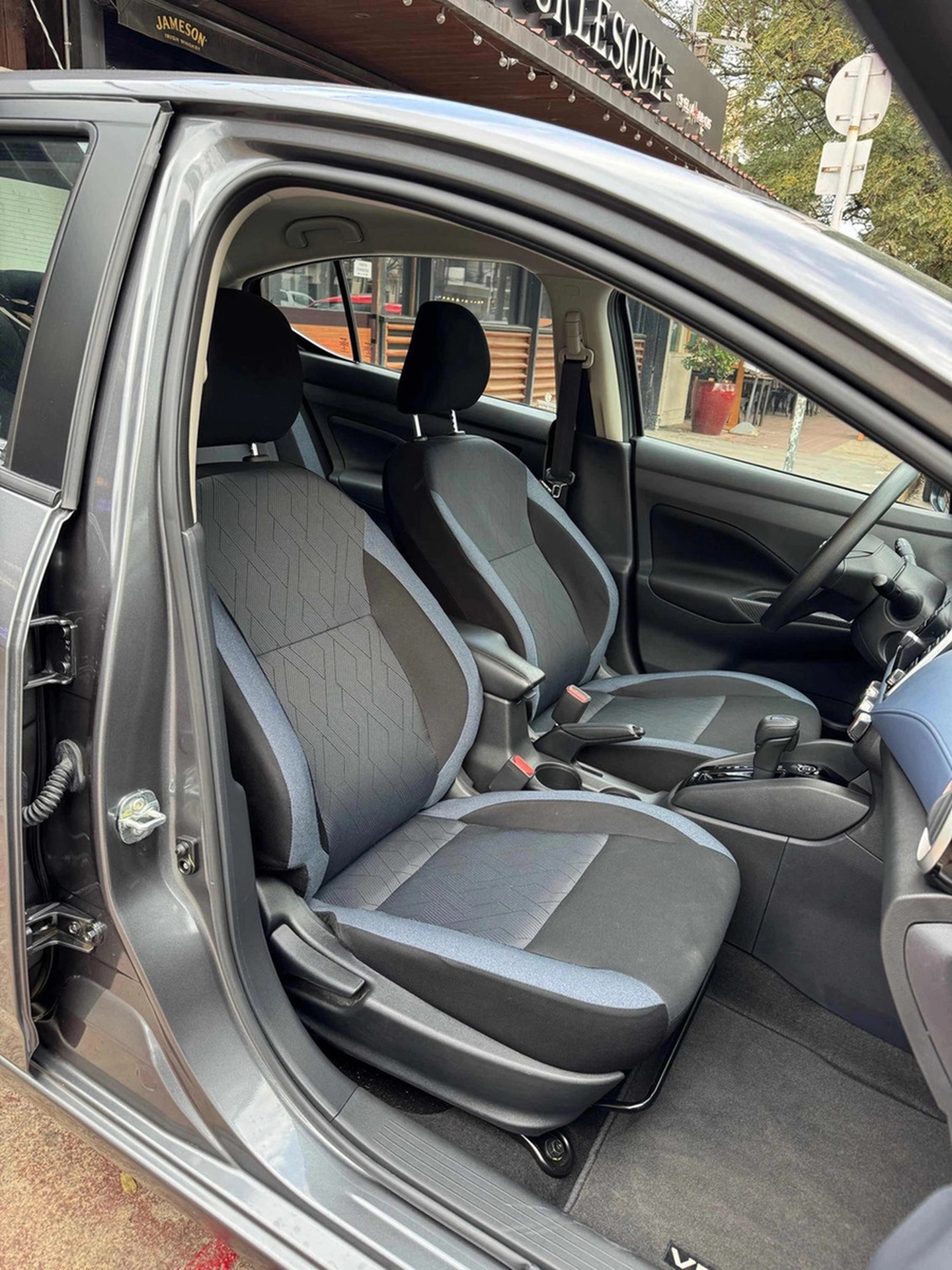 Nissan Versa 1.6 Advance At