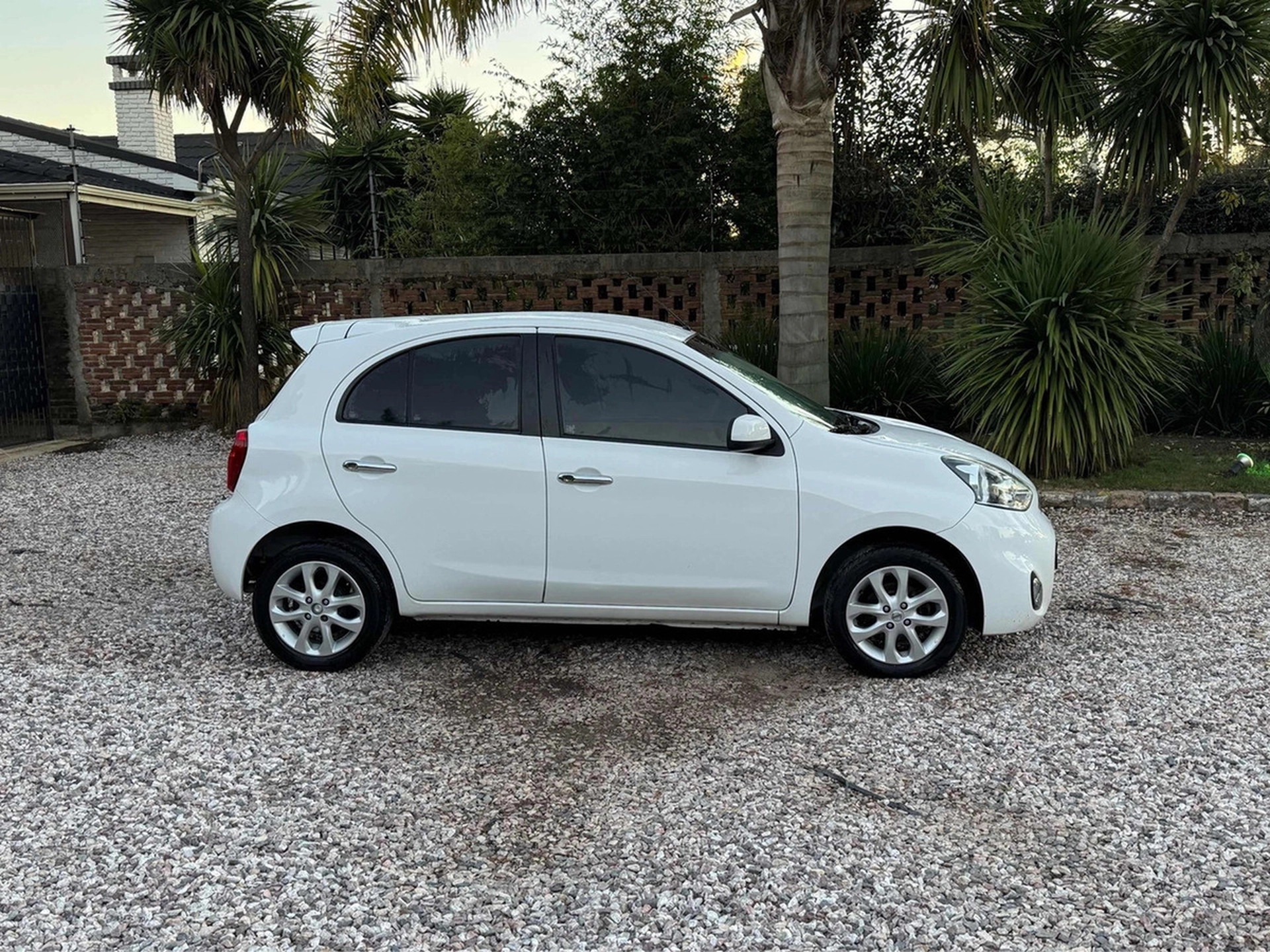 Nissan March 1.6 Advance At March Automatico