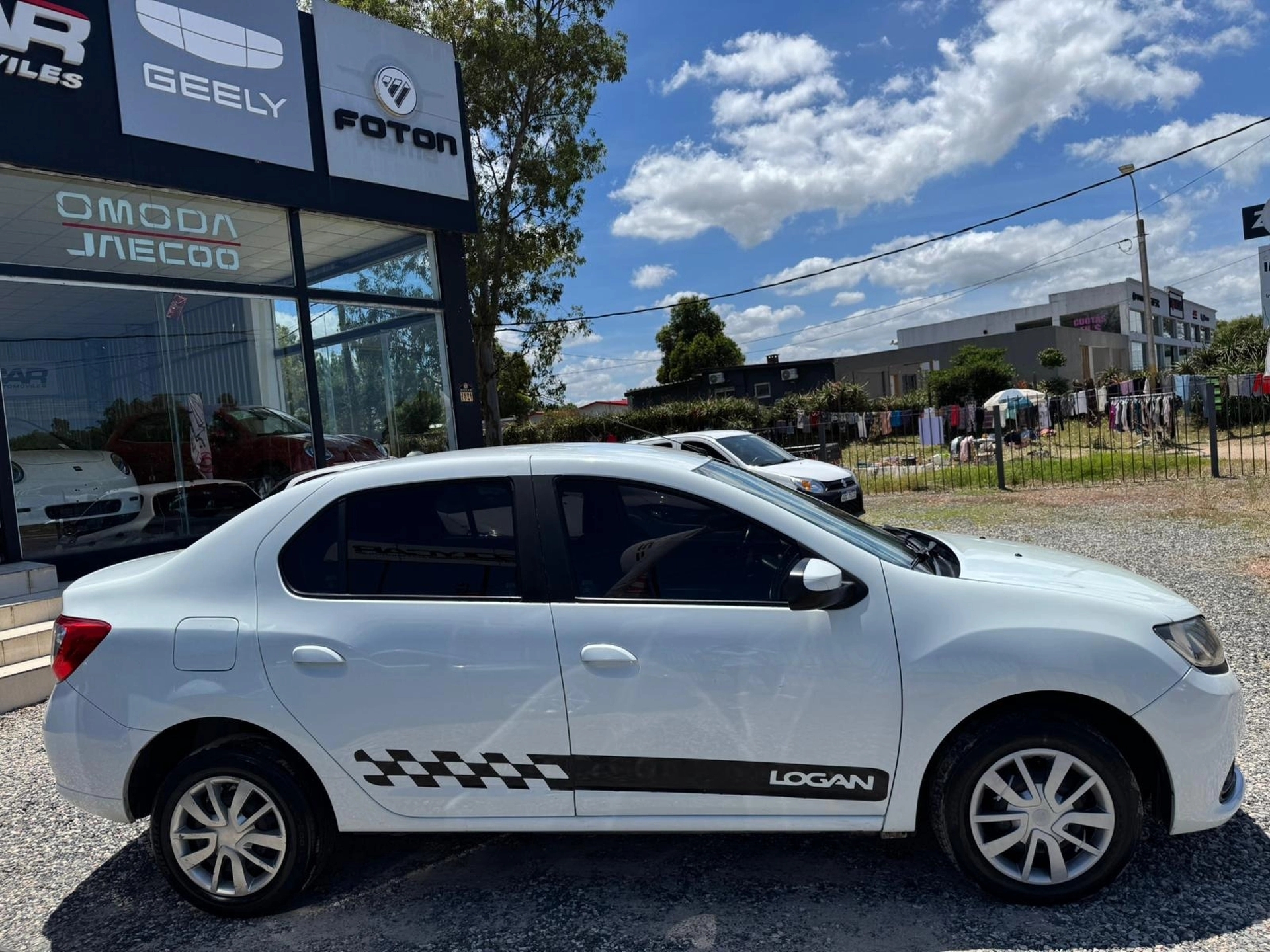 Renault Logan Expression 1.6