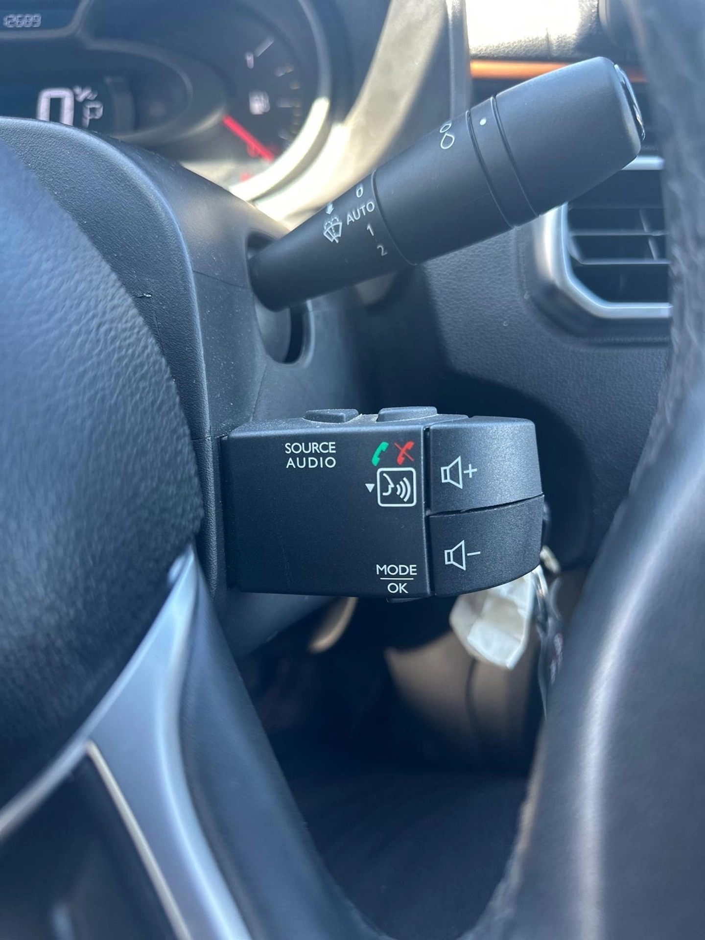 Renault Oroch Intens 1.3 TCe CVT 2WD - SOLYCAR