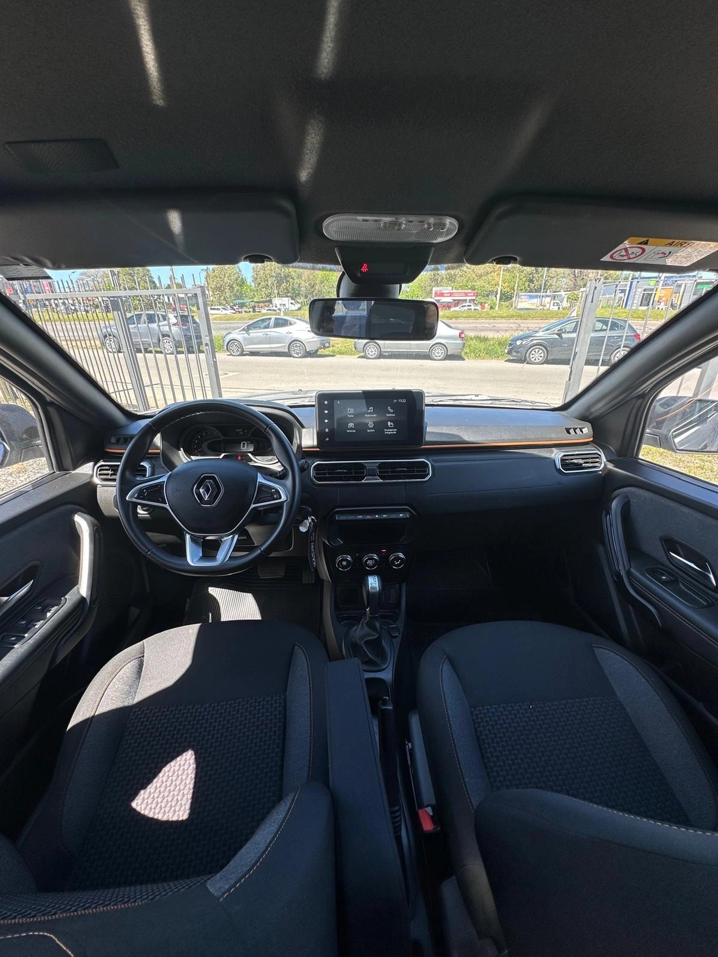 Renault Oroch Intens 1.3 TCe CVT 2WD - SOLYCAR