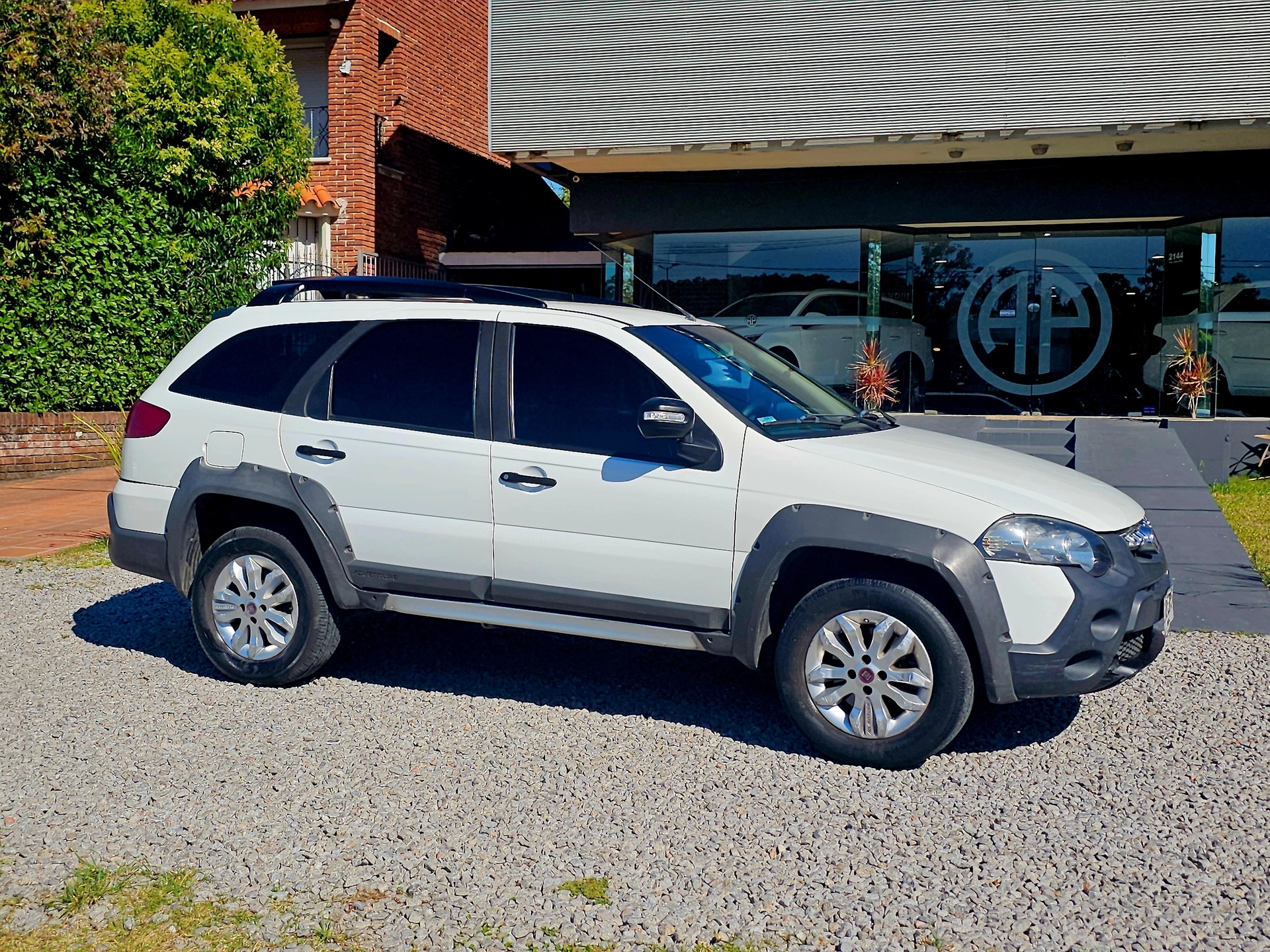 Fiat Palio Weekend Adventure