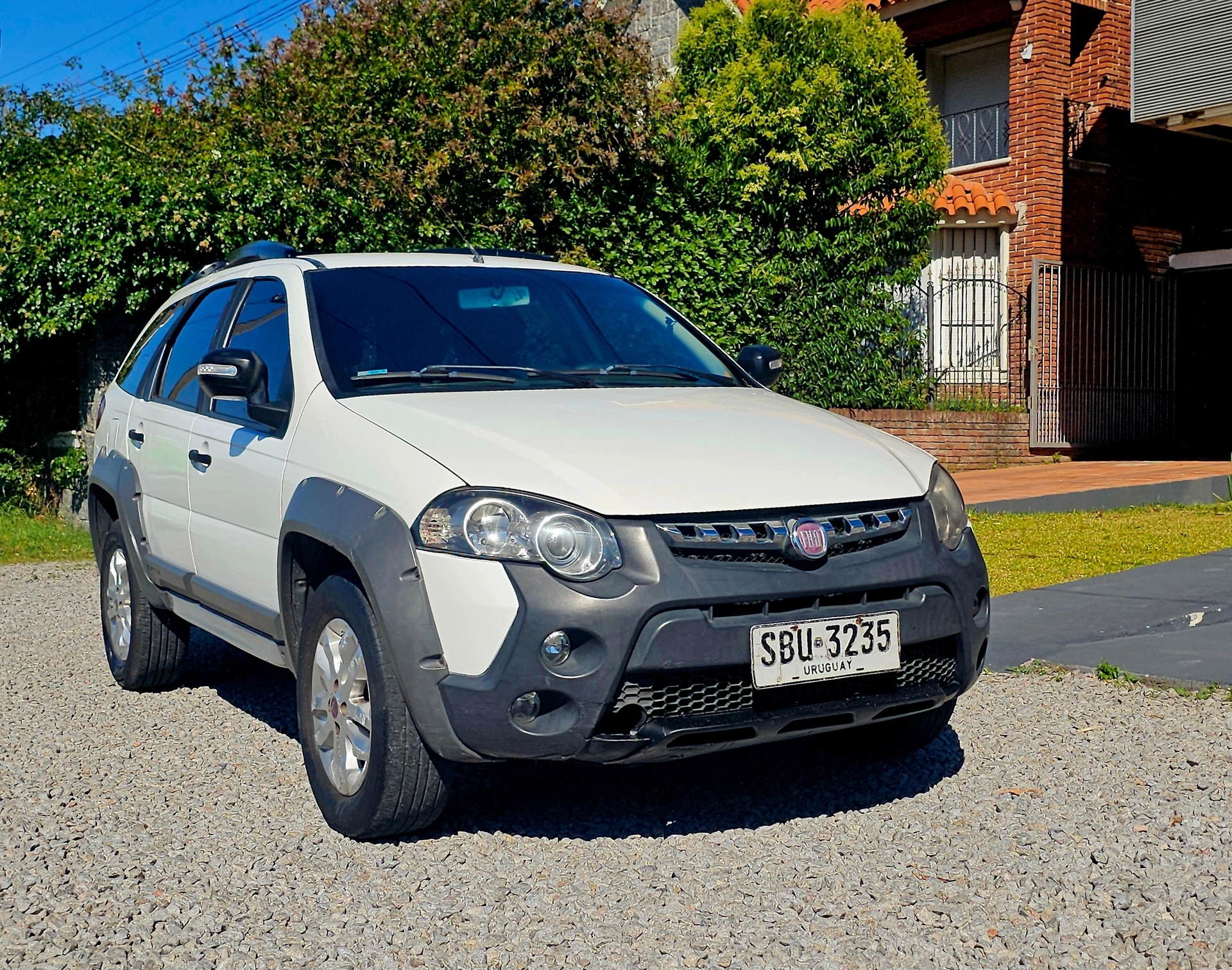 Fiat Palio Weekend Adventure