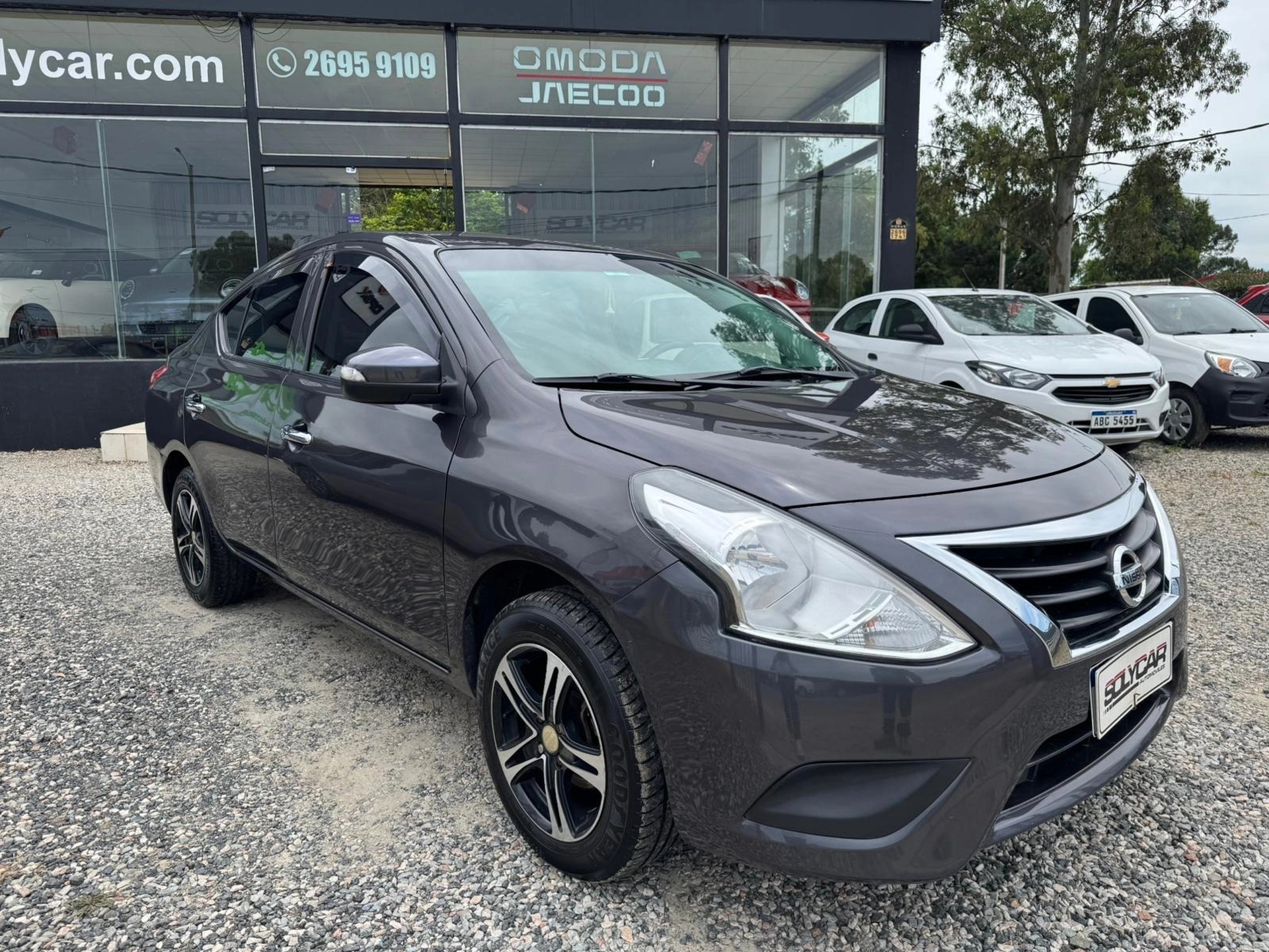 Nissan Versa Advance 1.6 M/T