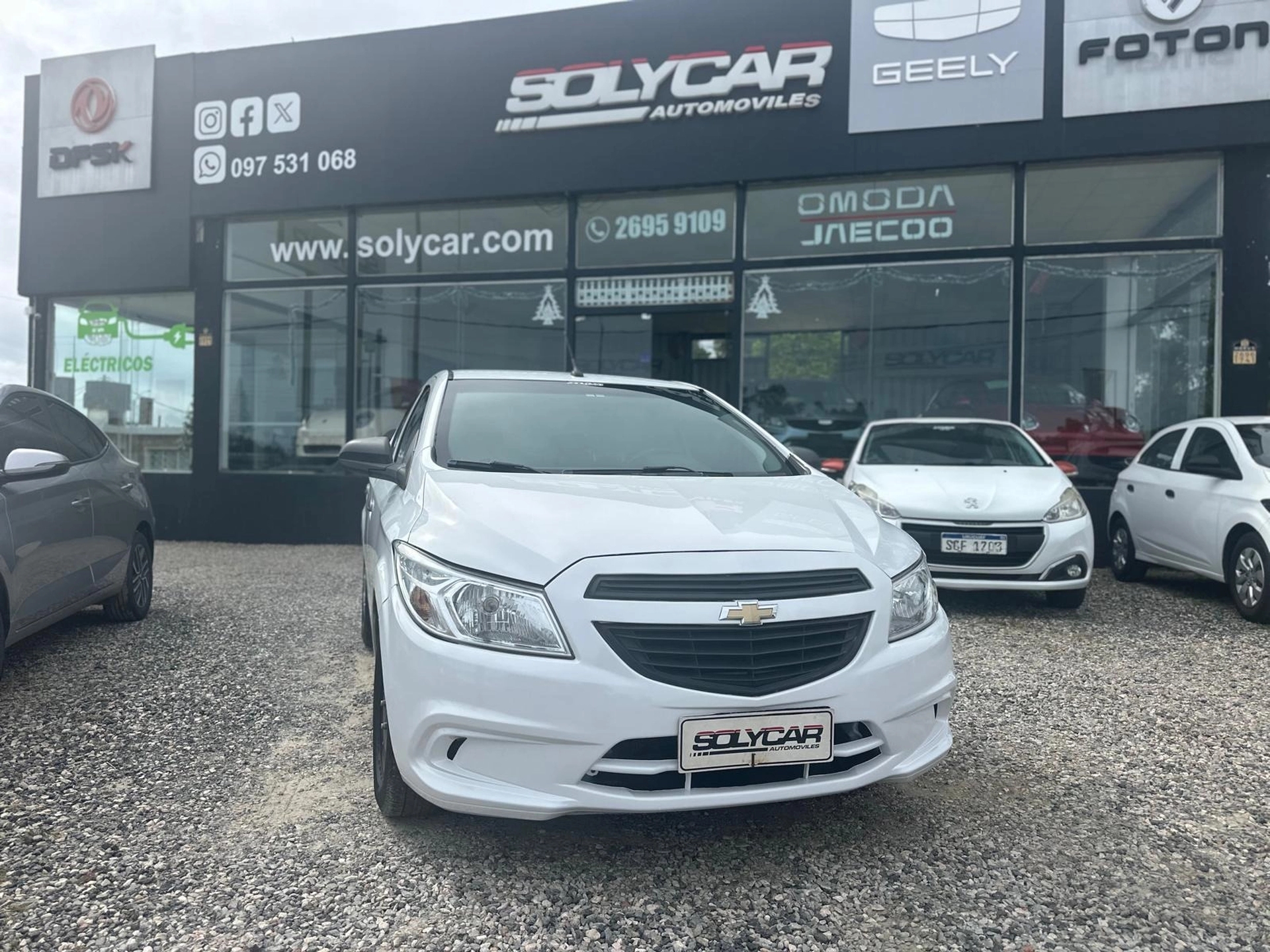 Chevrolet Onix Joy 1.0