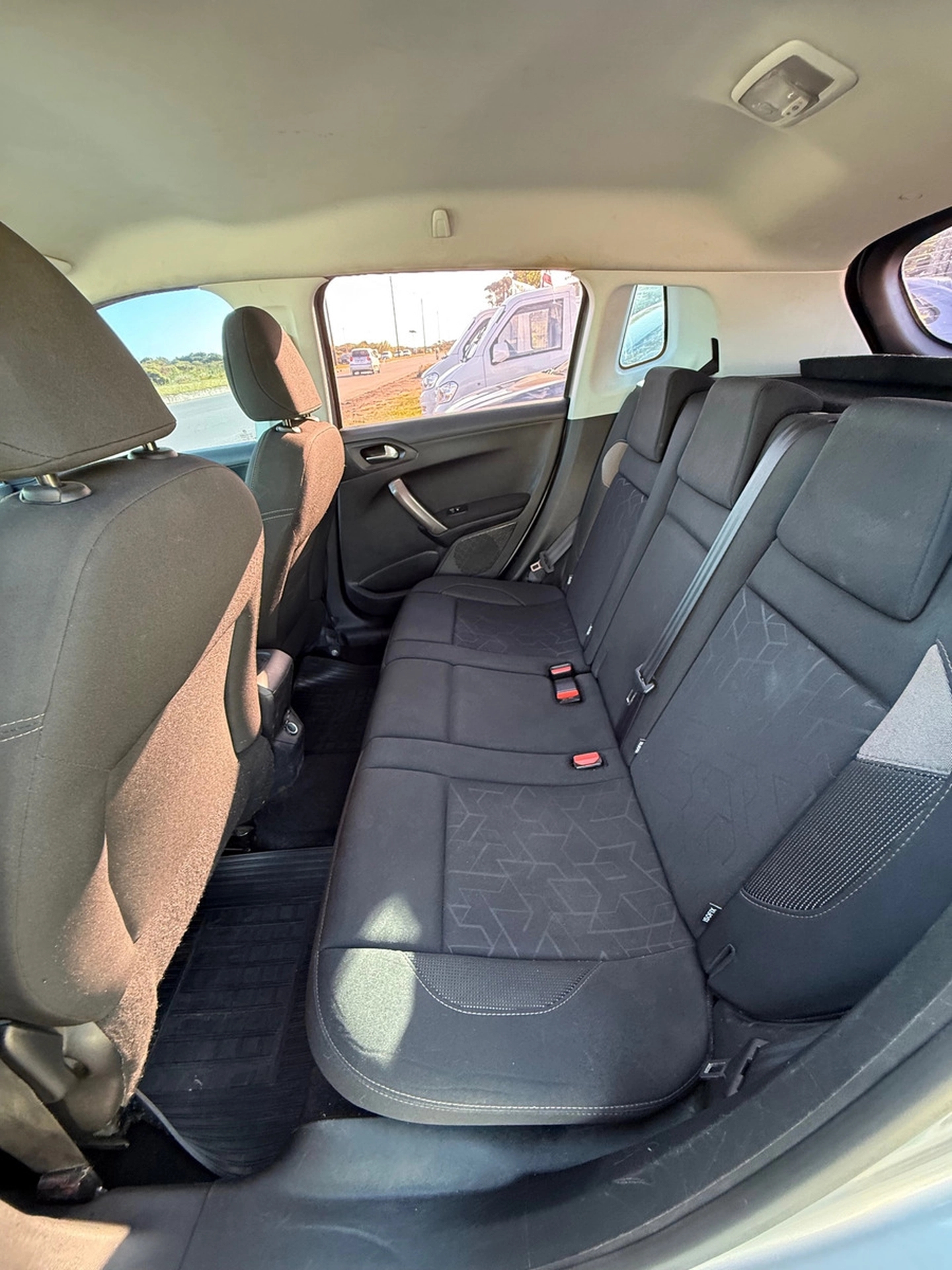 Peugeot 2008 1.2 Full Manual