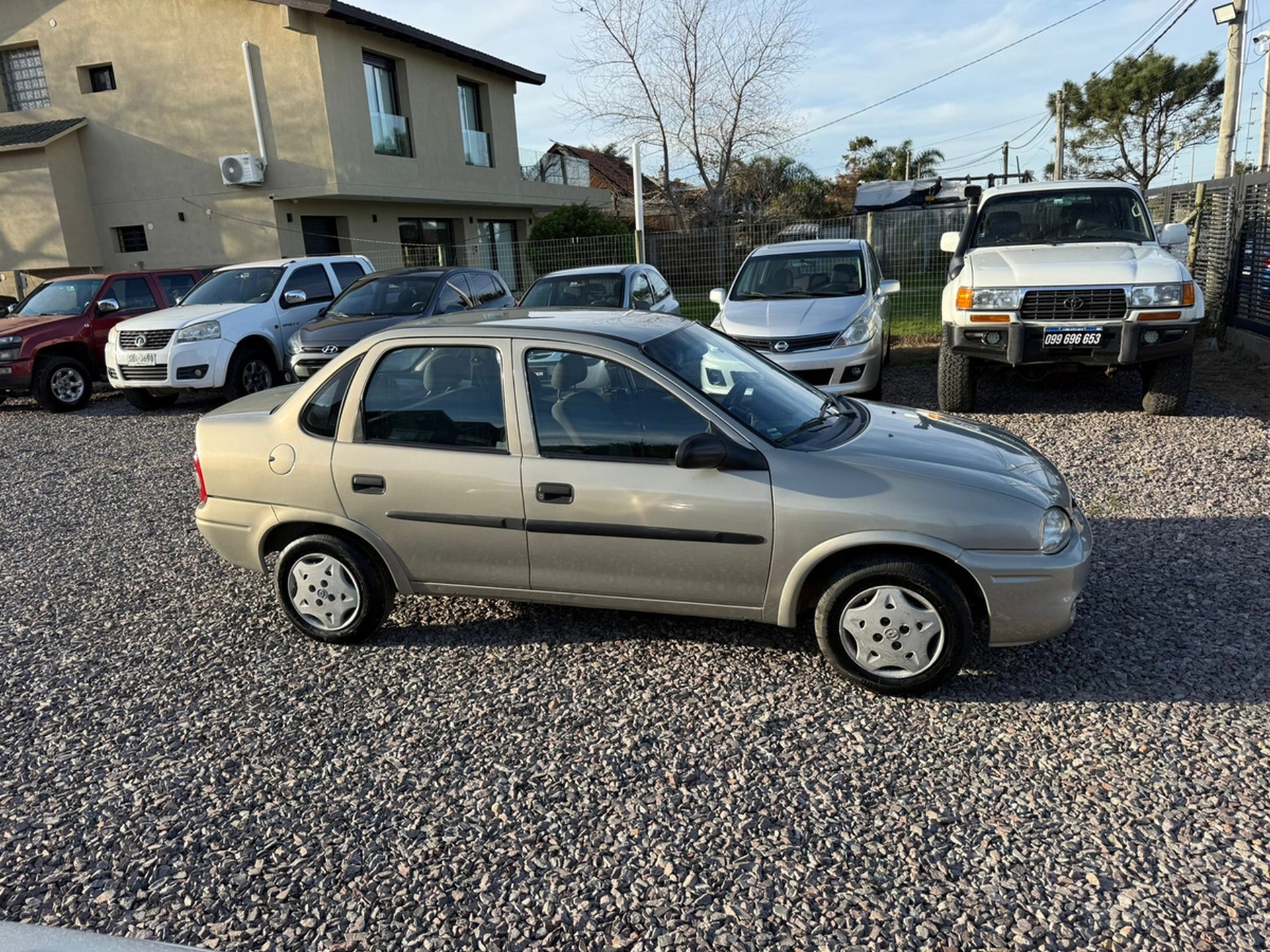 Chevrolet Corsa 1.6 Std