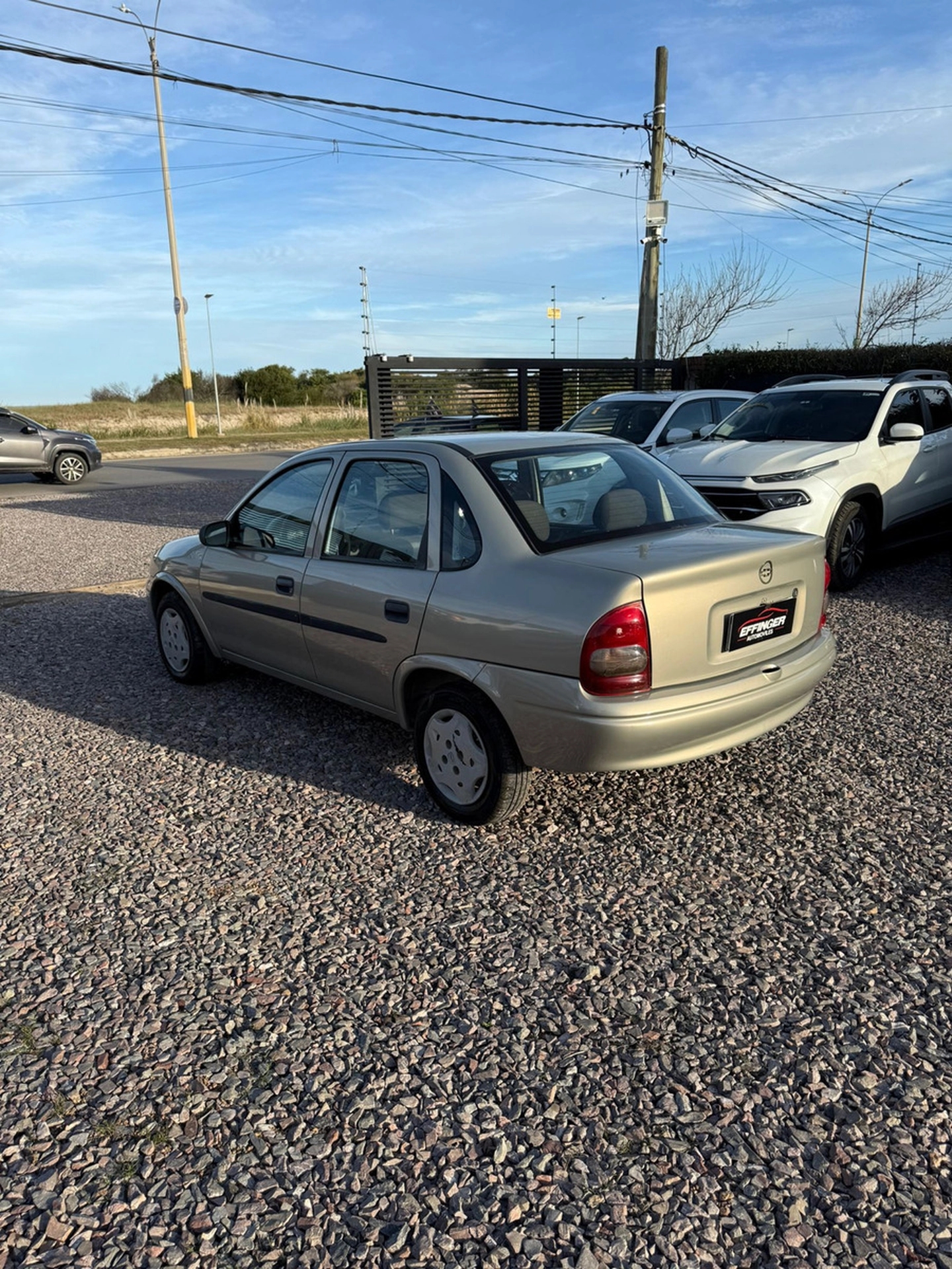 Chevrolet Corsa 1.6 Std