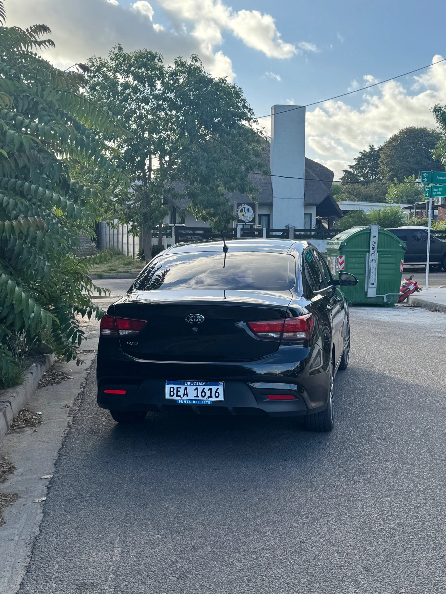 Kia Rio EX Plus Sedan A/T